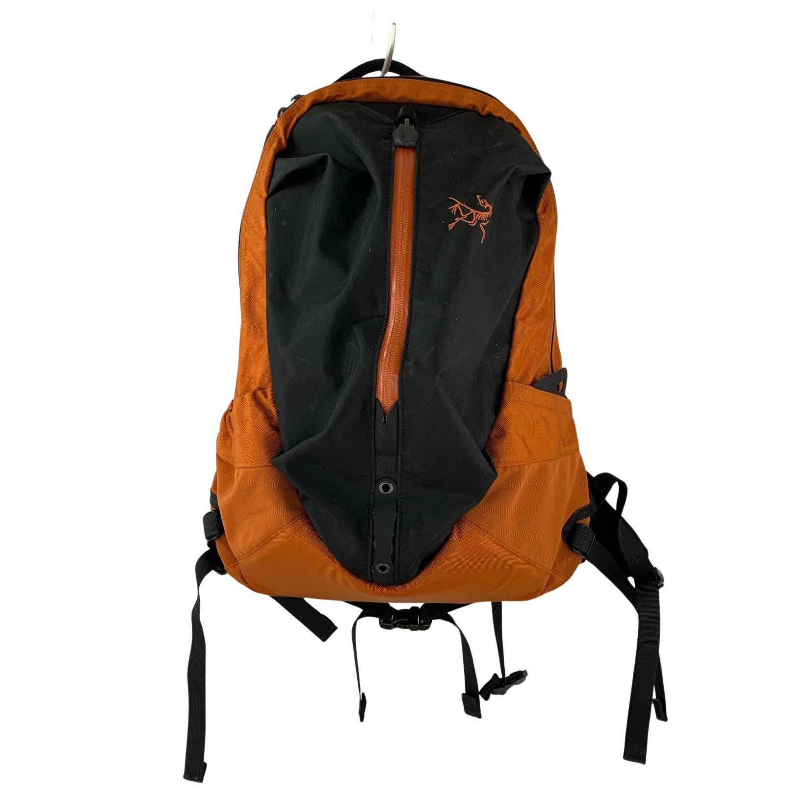 リュック・デイパック ARRO 16 BACKPACK