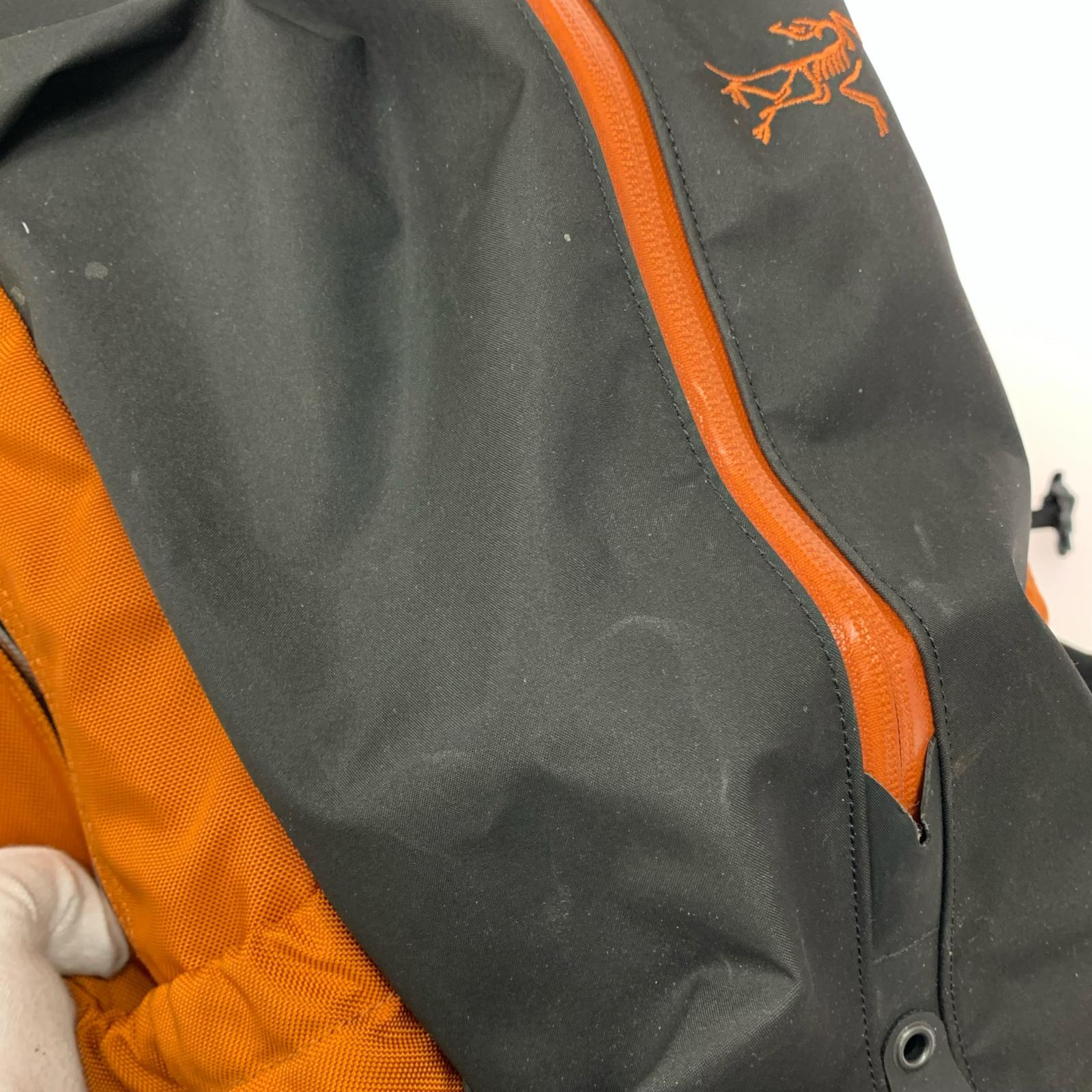 リュック・デイパック ARRO 16 BACKPACK