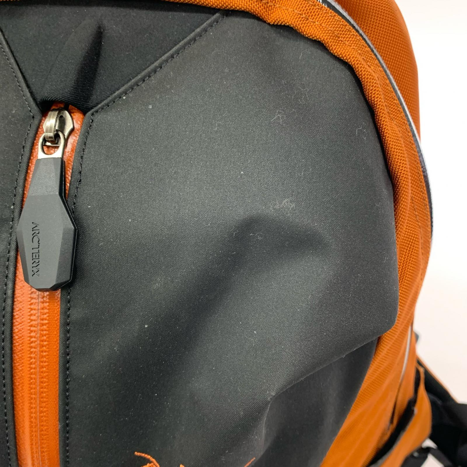 リュック・デイパック ARRO 16 BACKPACK
