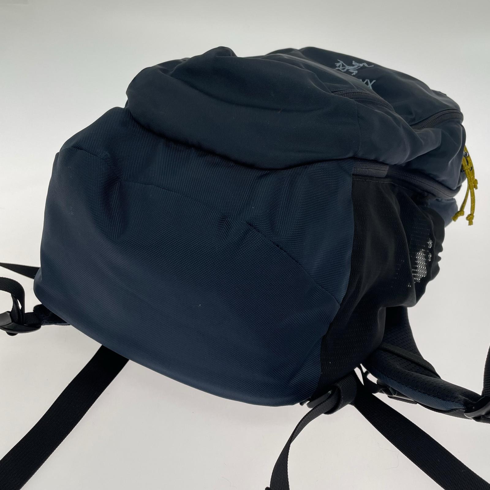 リュック・デイパック Mantis26 ネイビー ネイビー