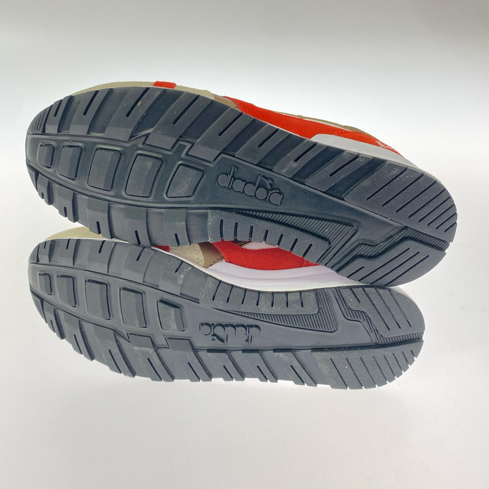 スニーカー タグ付 26.0㎝ 26cm (US8 UK7 1/2 EU42) ホワイト