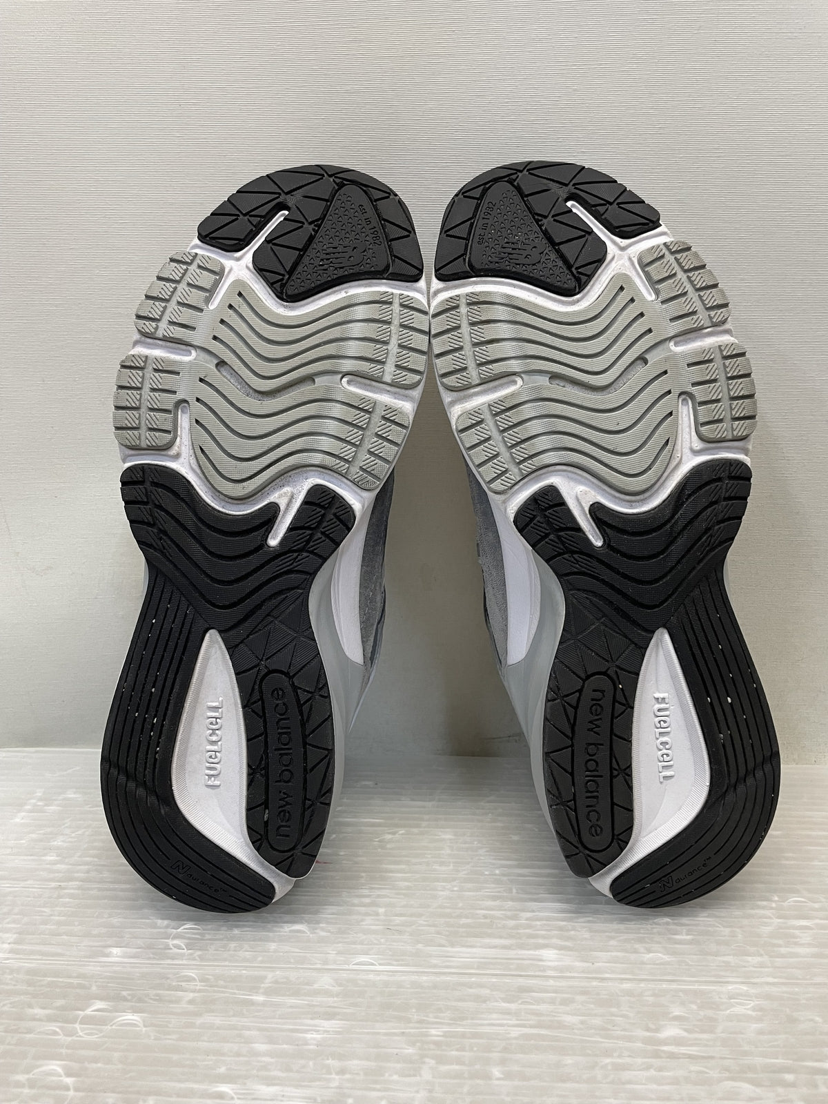スニーカー NEW BALANCE M990GL6 8 グレー