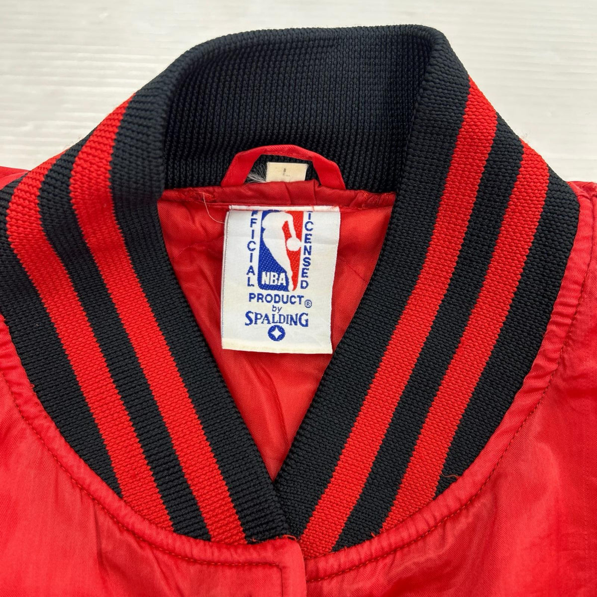 ジャケット NBA シカゴブルズ (L) 赤黒