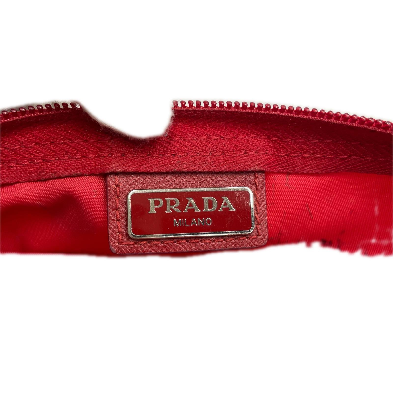 PRADA/ポーチ/レッド/トライアングルロゴ