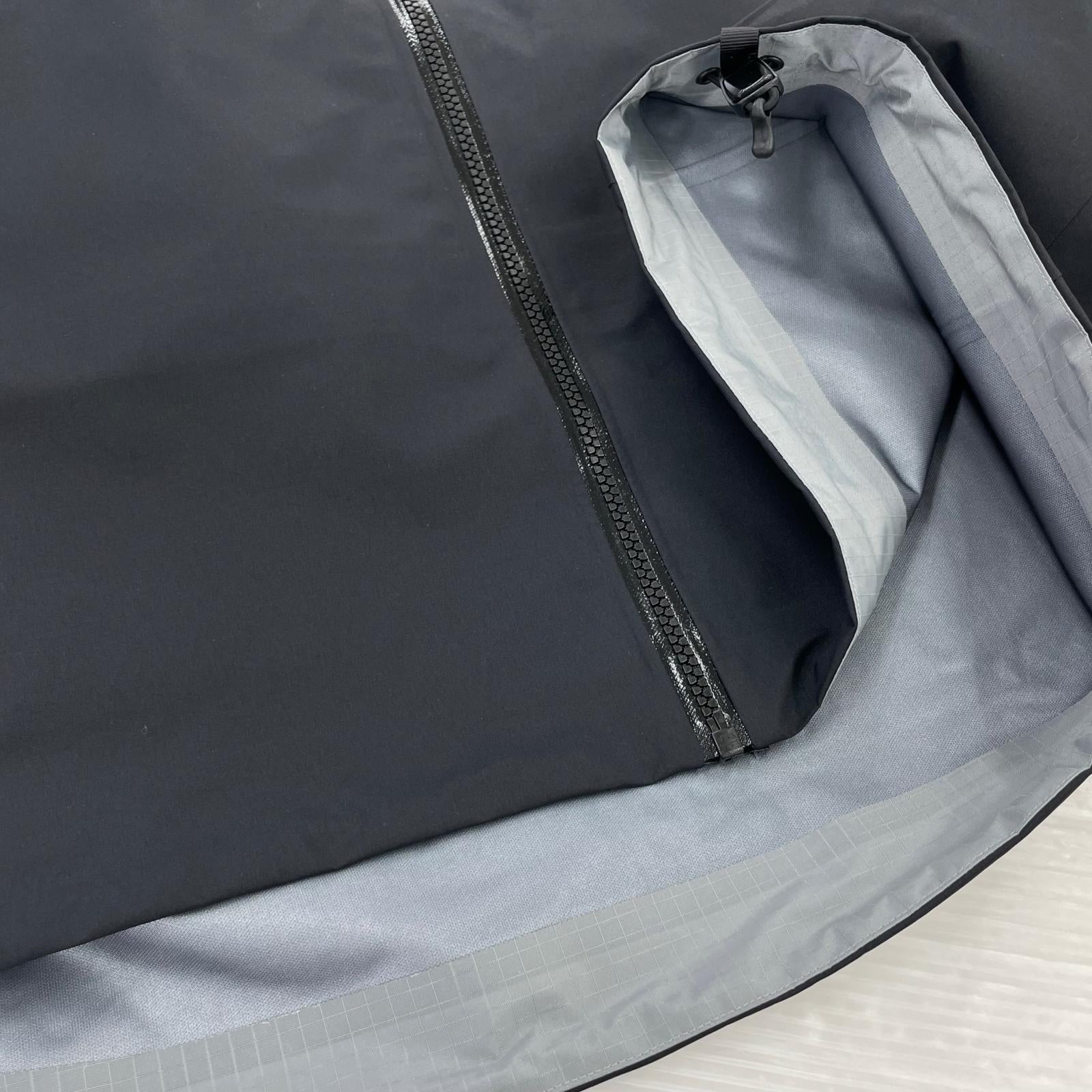 マウンテンパーカー BETA JACKET ベータジャケット BLK (L) L ブラック