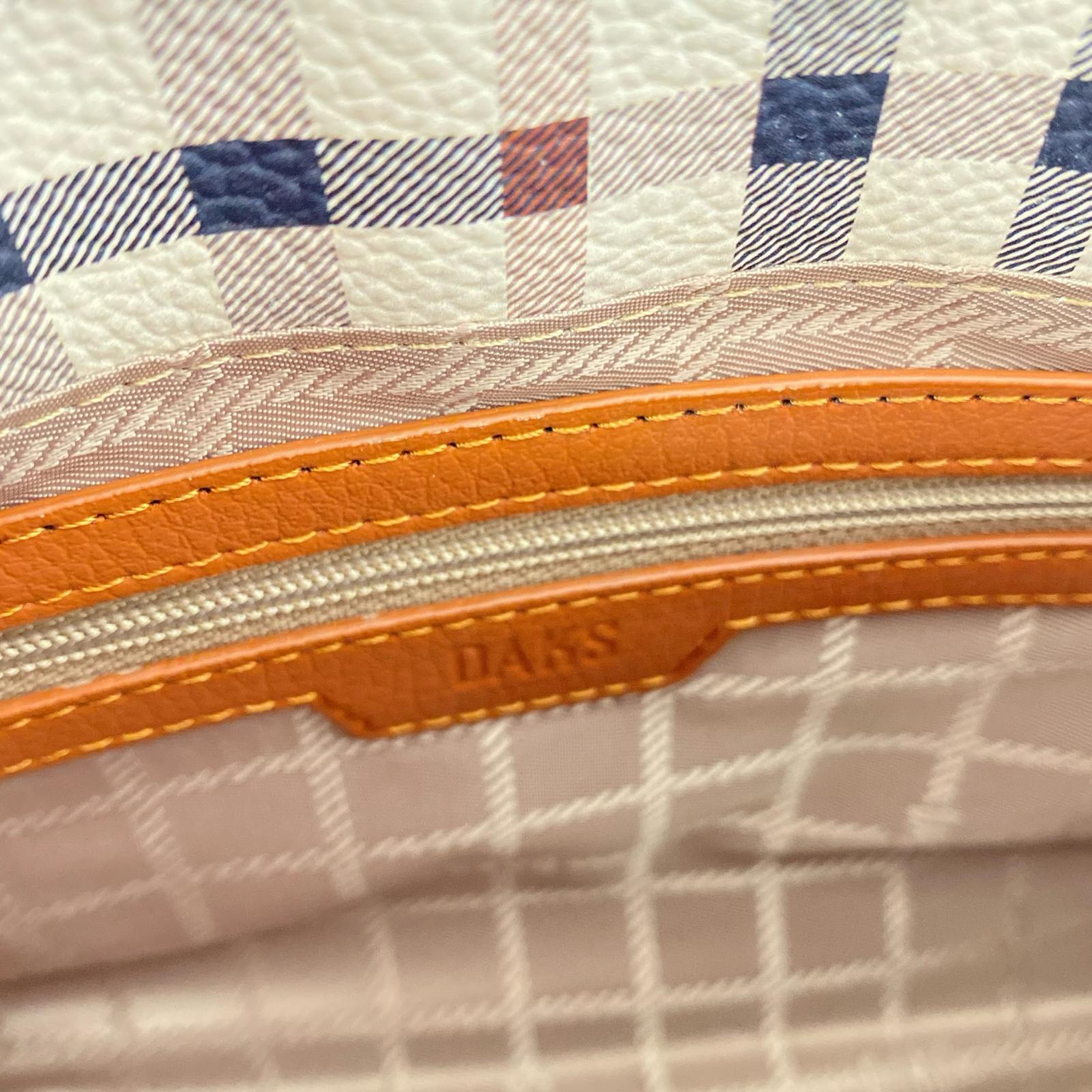 ショルダーバッグ DAKS チェーンショルダーバッグ ブラウン