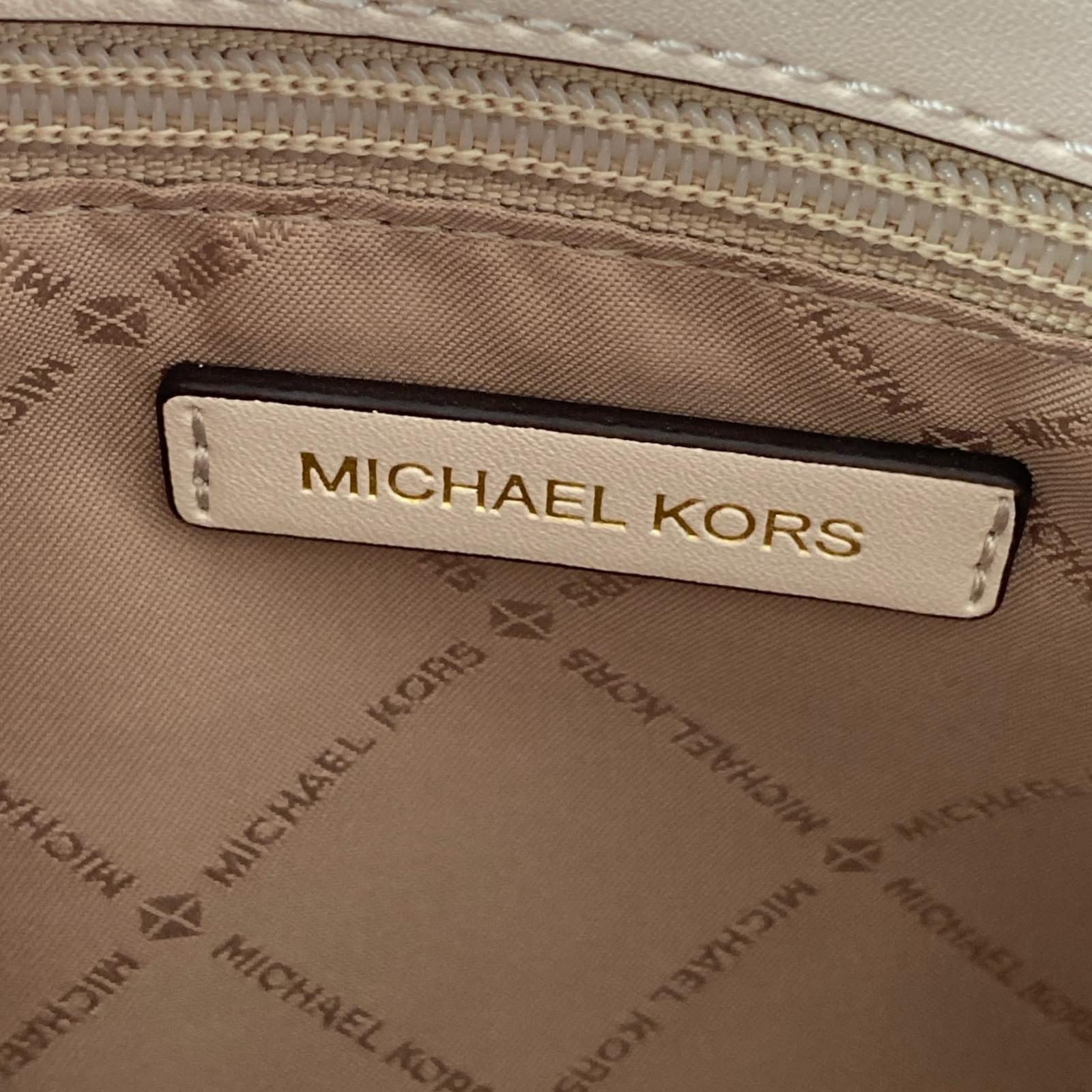 ショルダーバッグ MARILYN MD SATCHEL ライトクリーム ベージュ