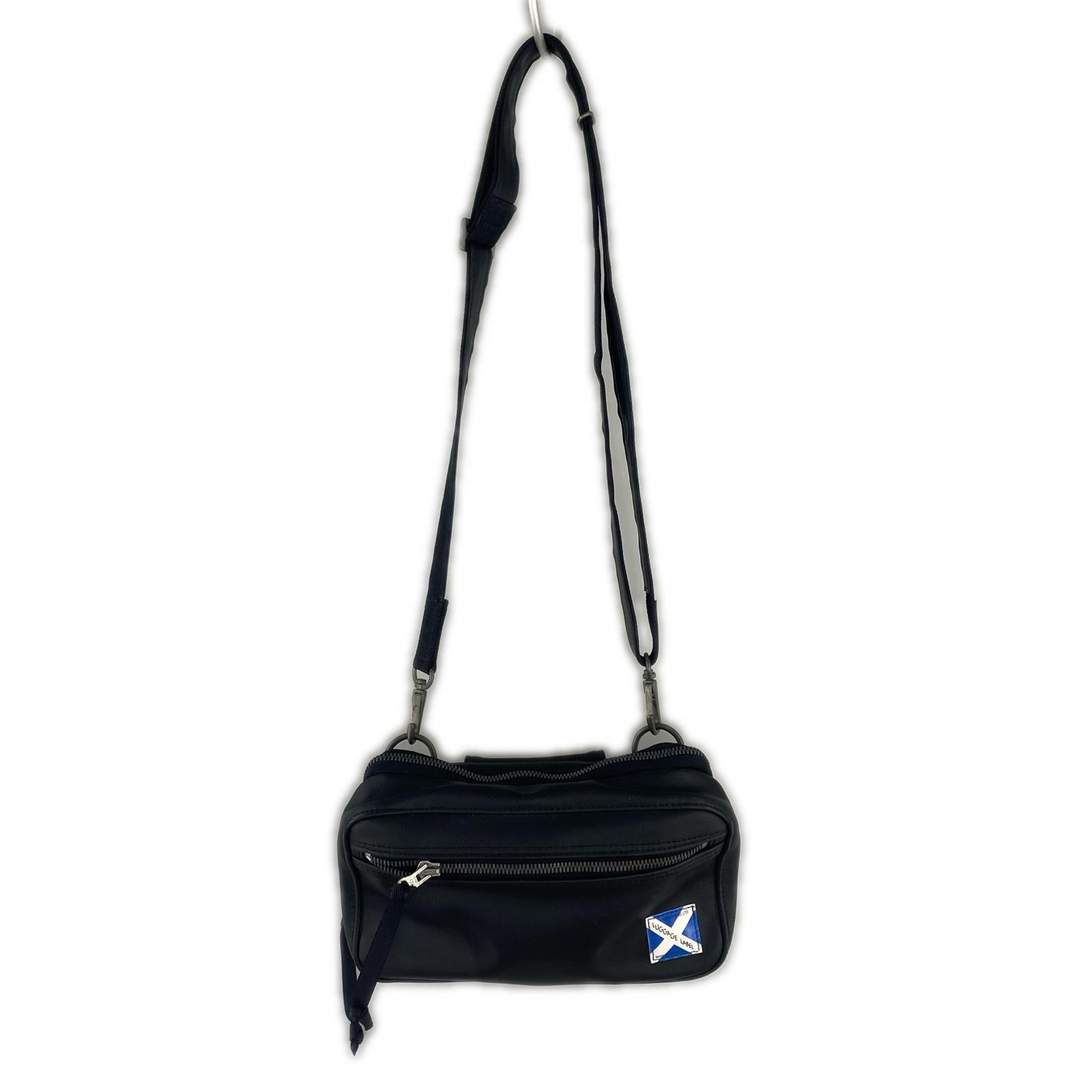 ショルダーバッグ NEW LINER POUCH ブラック