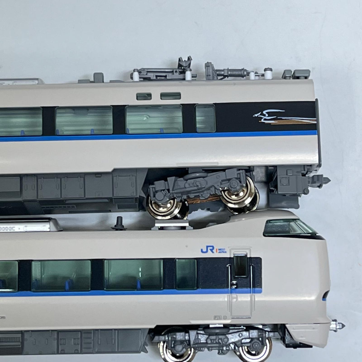 KATO 683系4000番台 サンダーバード(リニューアル車) 基本4両 KATO 10-2142 683系4000番台「サンダーバード」(リニューアル車) 基本セット4両 KATO/カトー/株式会社関水金属 鉄道模型車両
