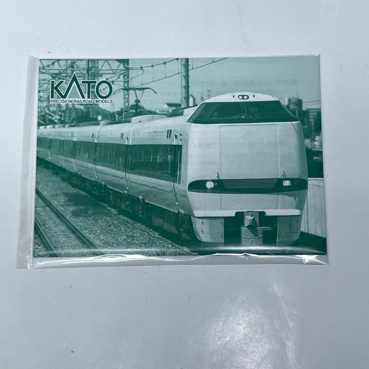 KATO 683系4000番台 サンダーバード(リニューアル車) 基本4両 KATO 10-2142 683系4000番台「サンダーバード」(リニューアル車) 基本セット4両 KATO/カトー/株式会社関水金属 鉄道模型車両
