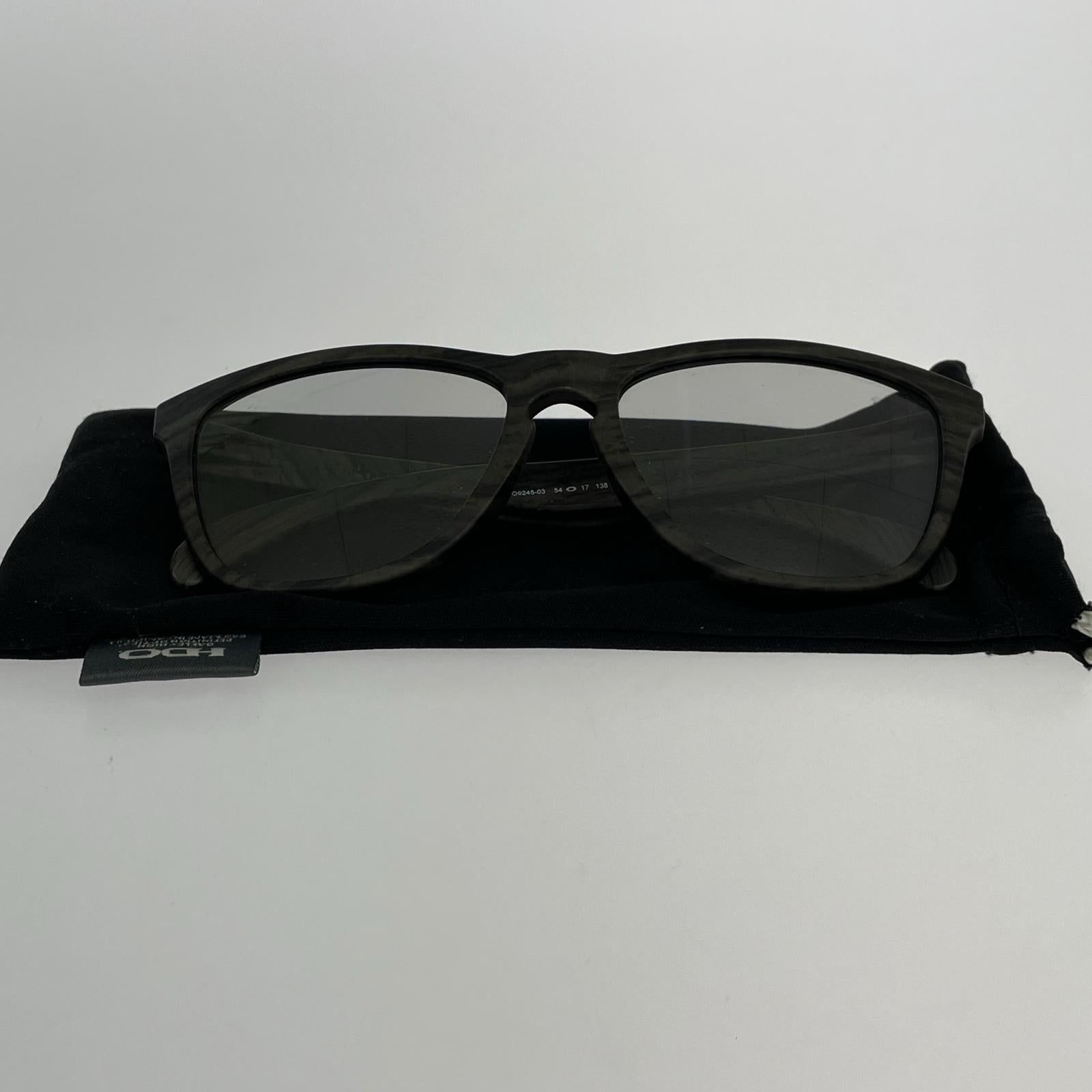 その他アクセサリー frogskins サングラス