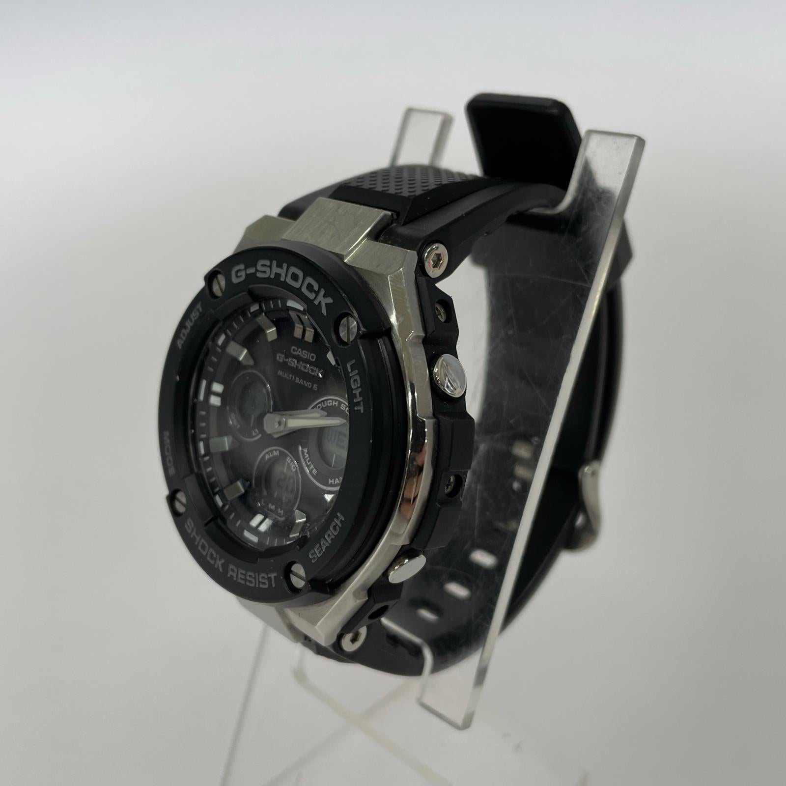 腕時計 GST-W300 ブラック