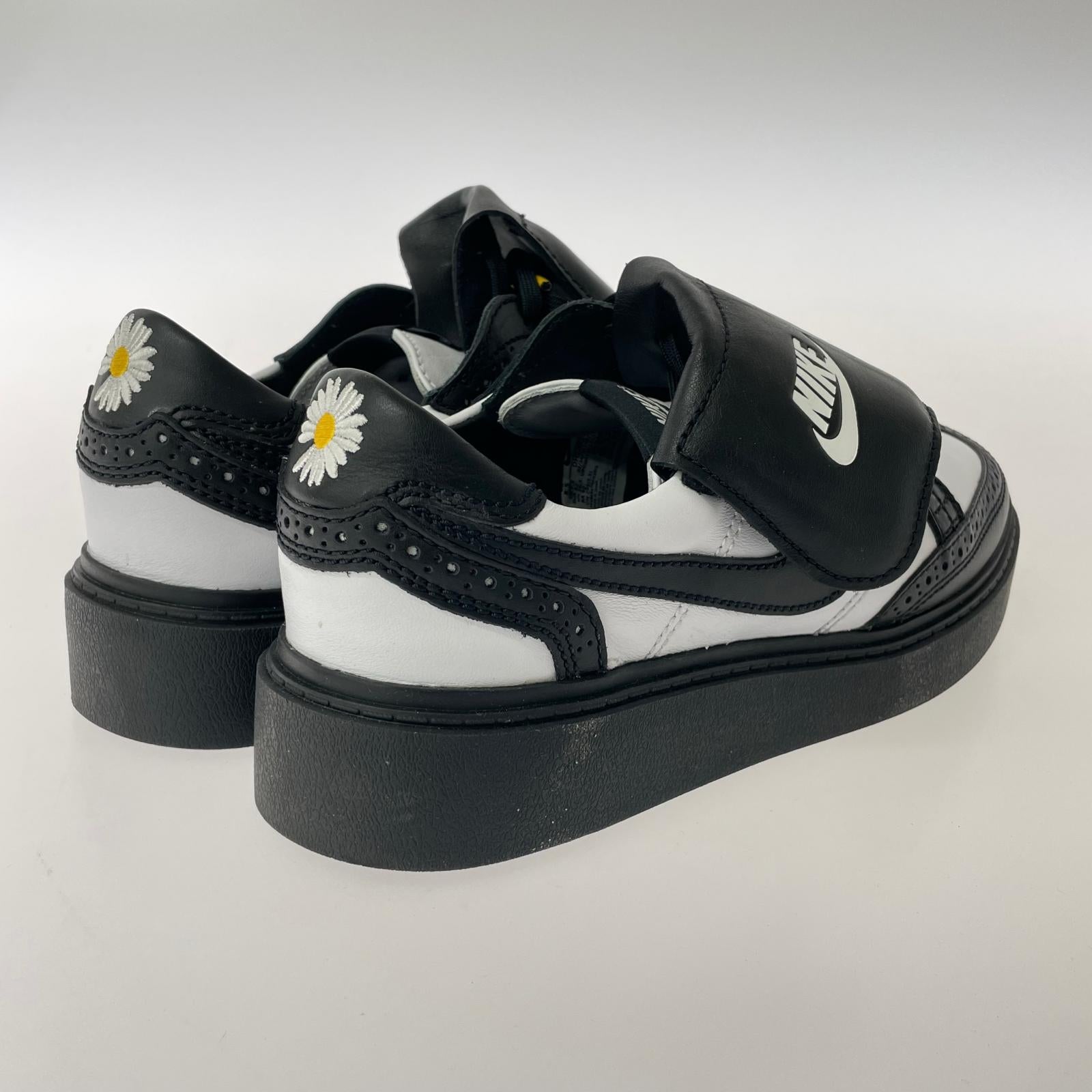 スニーカー DH2482 101
