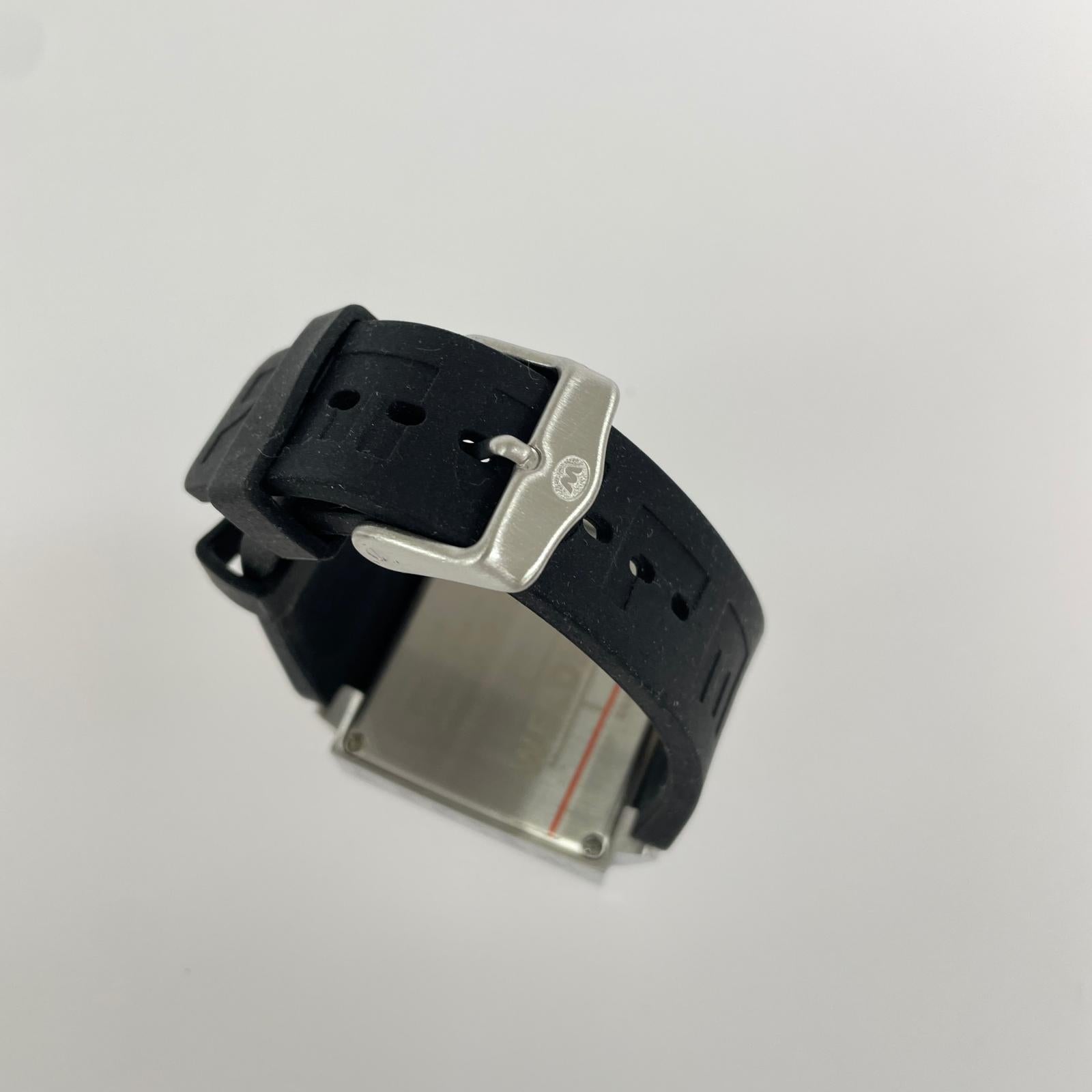 腕時計 WELDER K-25 B ブラック