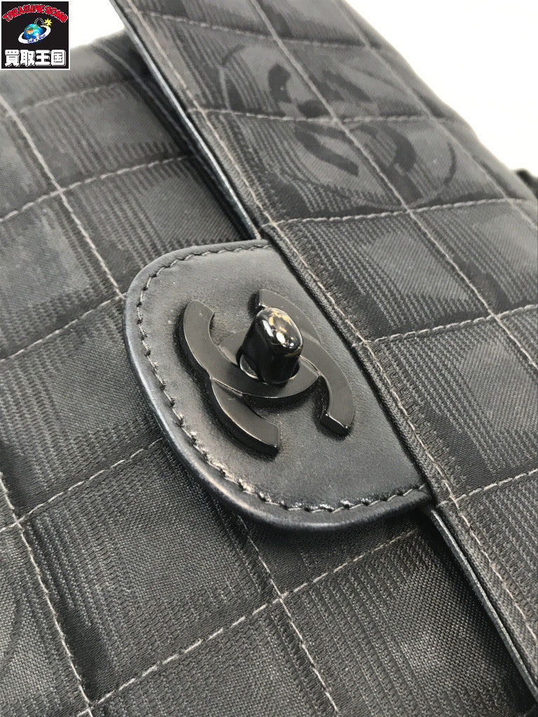 CHANEL ニュートラベル ターンロック チェーンショルダーバッグ ブラック