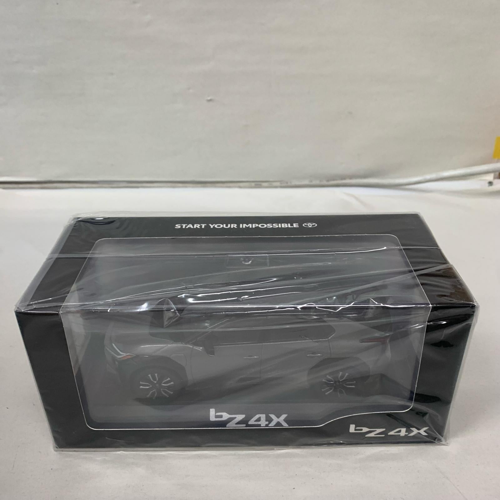 1/30 bz4x ブラックxプレシャスメタル カラーサンプル