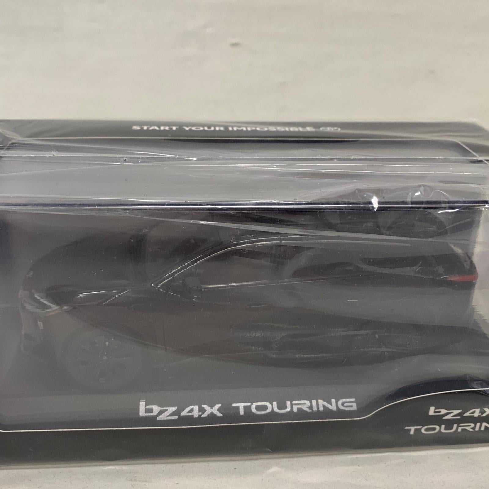 1/30 bz4x touring クリスタルブラックシリカ カラーサンプル