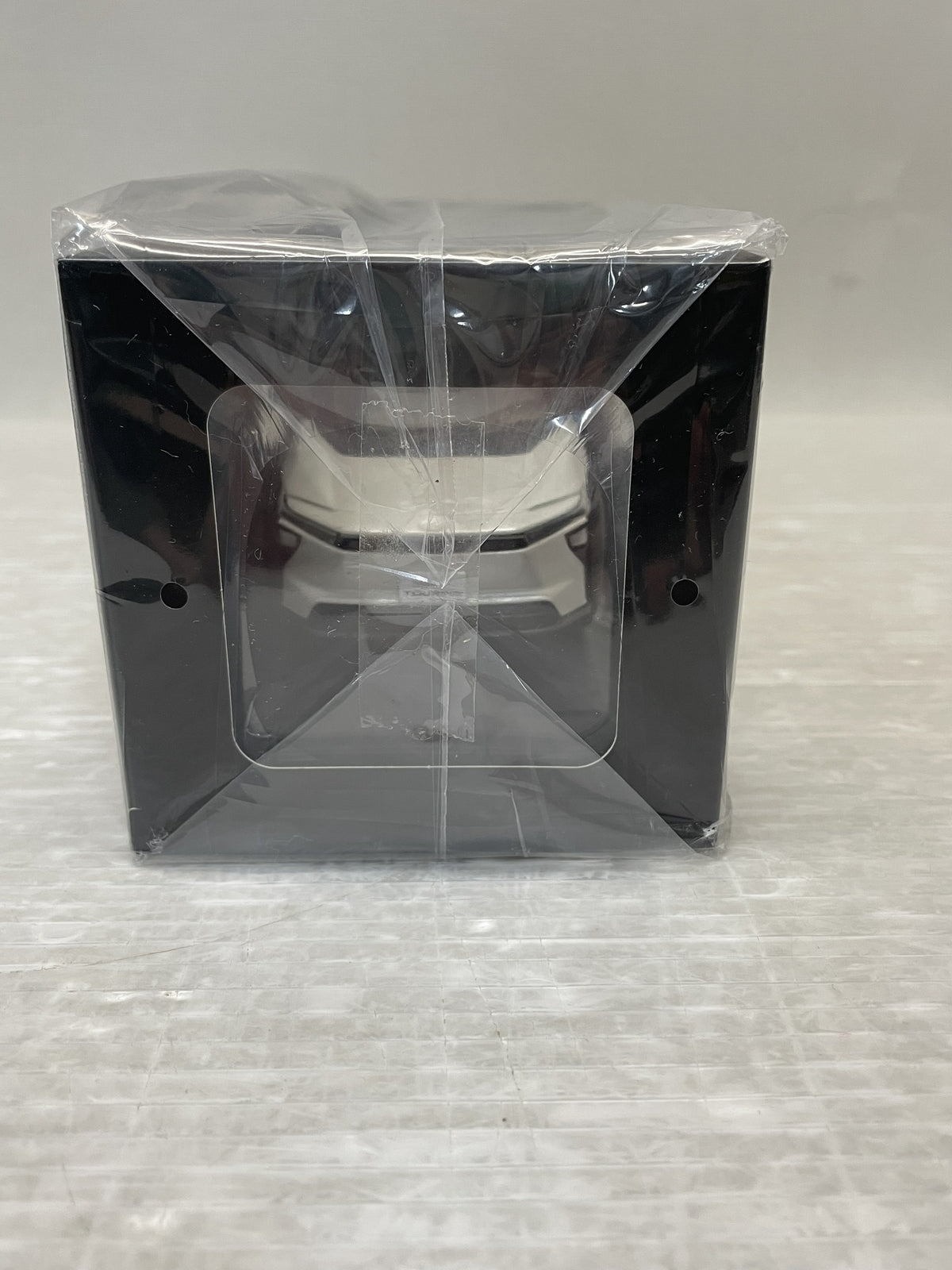 1/30 bz4x touring ブラックxホワイトパール カラーサンプル