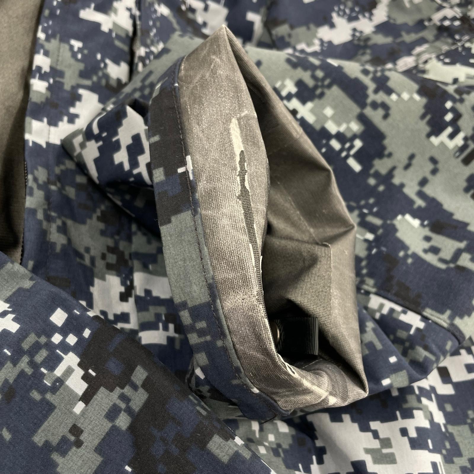 ミリタリージャケット US.NAVY 00s デジタルカモ 迷彩 GORE-TEX(L) L