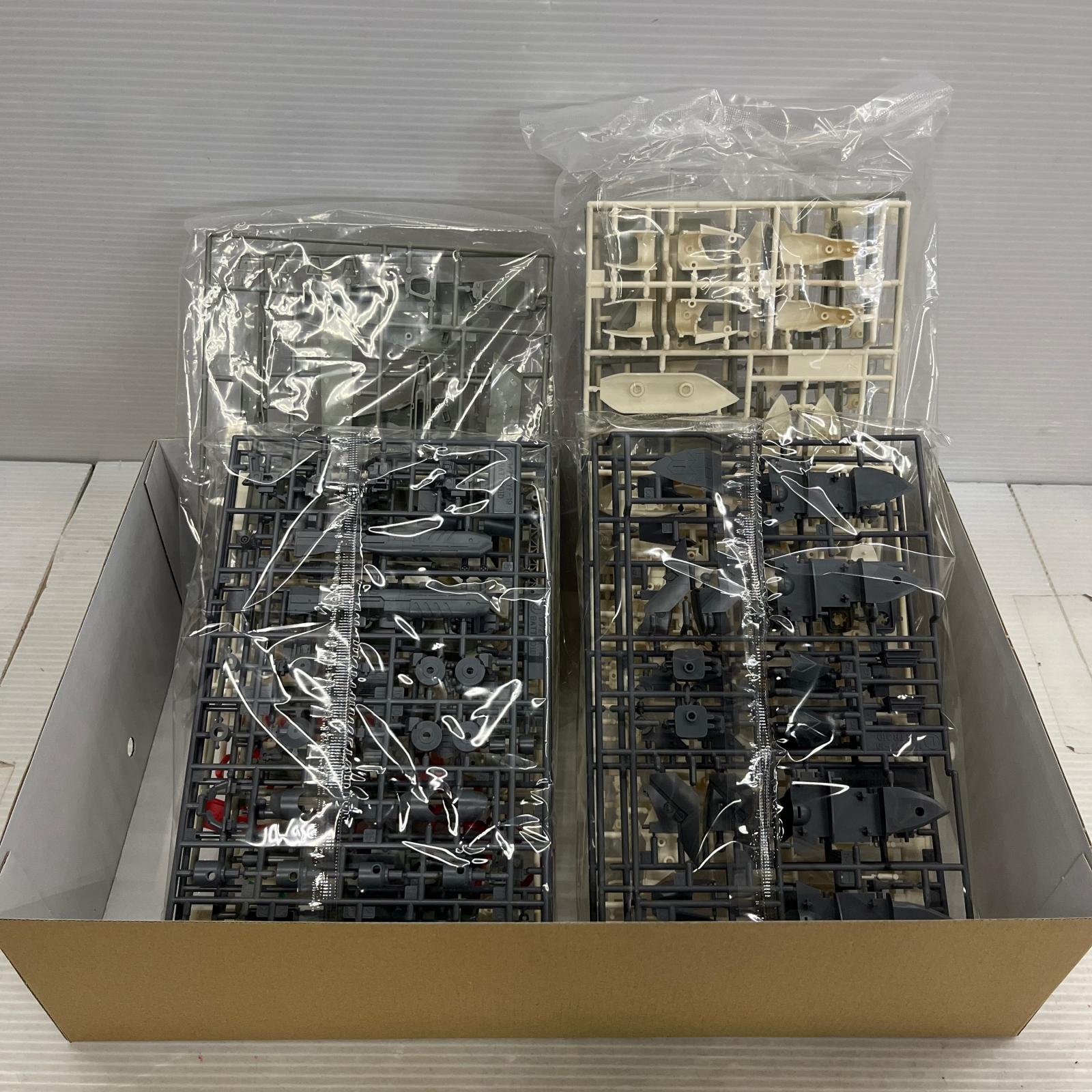 VF-19EF/A バトロイド イサム・スペシャル “マクロスF” VF-19EF/A バトロイド イサム・スペシャル ハセガワ プラモデルその他