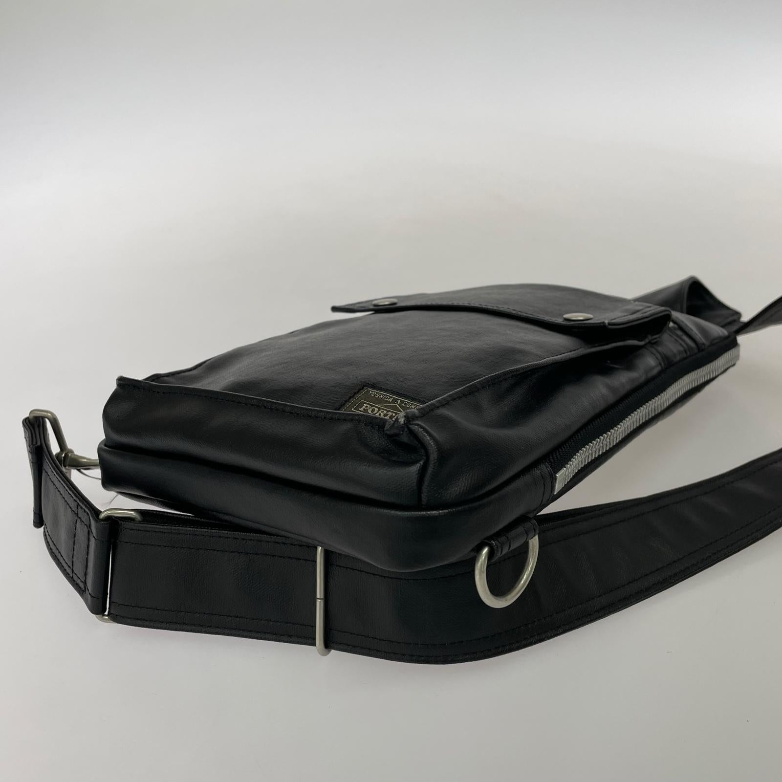 ショルダーバッグ FREE STYLE SLING SHOULDER BAG ブラック ブラック