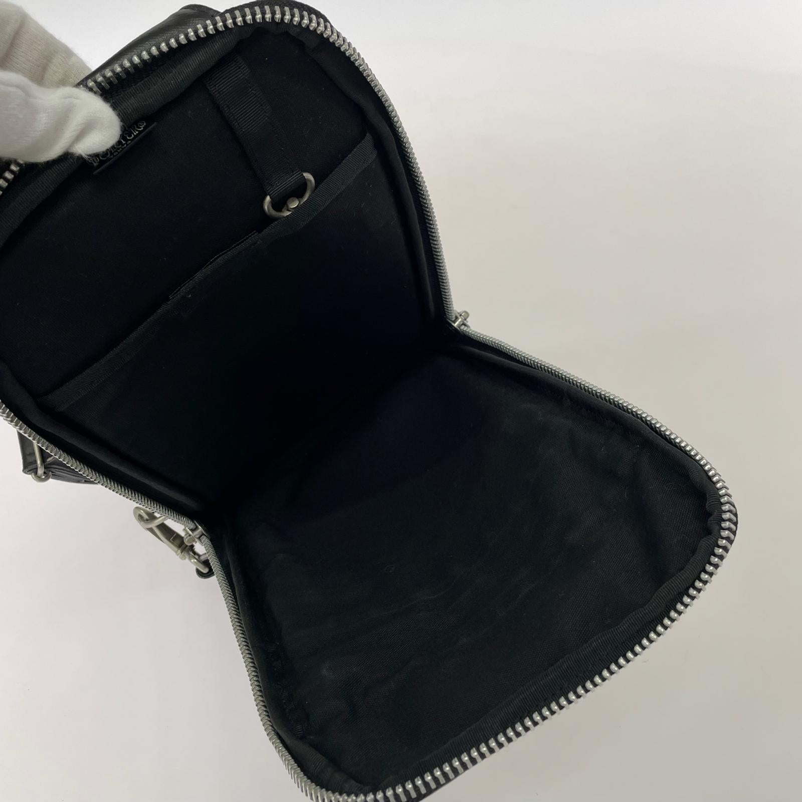 ショルダーバッグ FREE STYLE SLING SHOULDER BAG ブラック ブラック