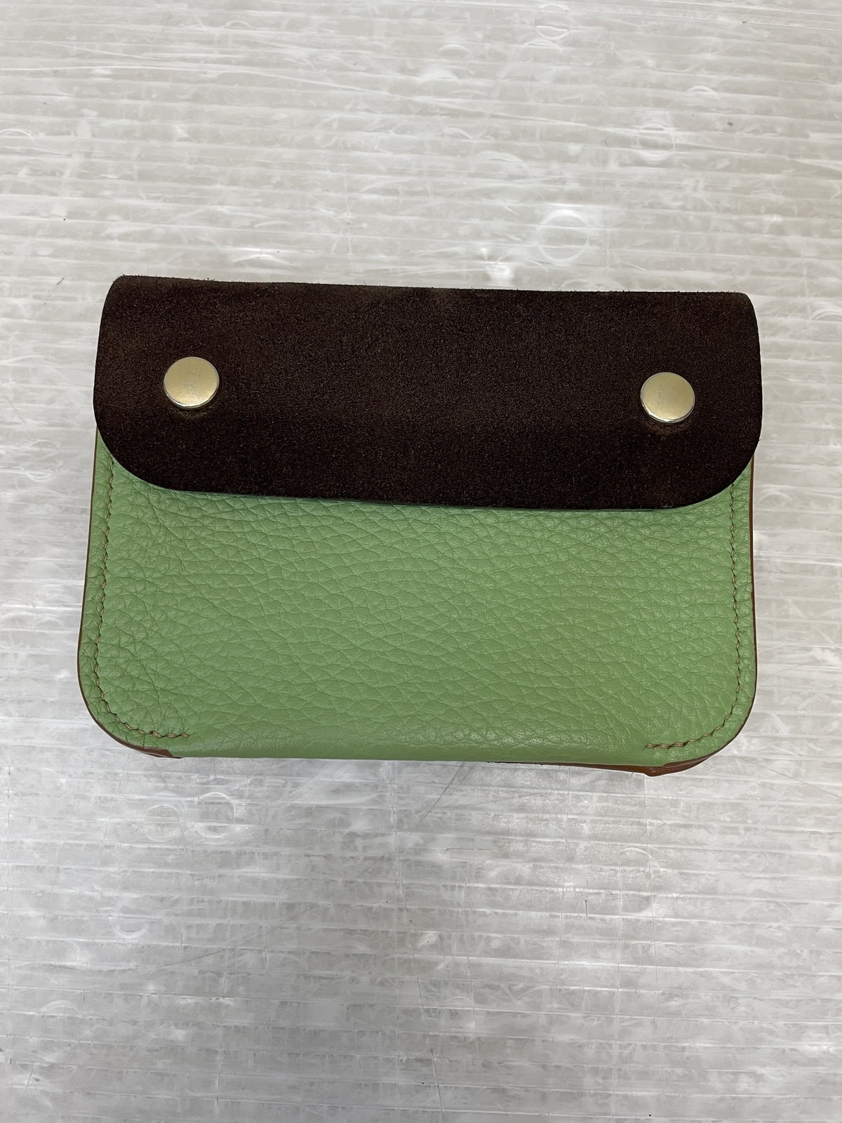 コンパクトウォレット SUN/kakke WALLET SUN/kakke ショルダーストラップ付 コンパクトウォレット ブラウン グリーン