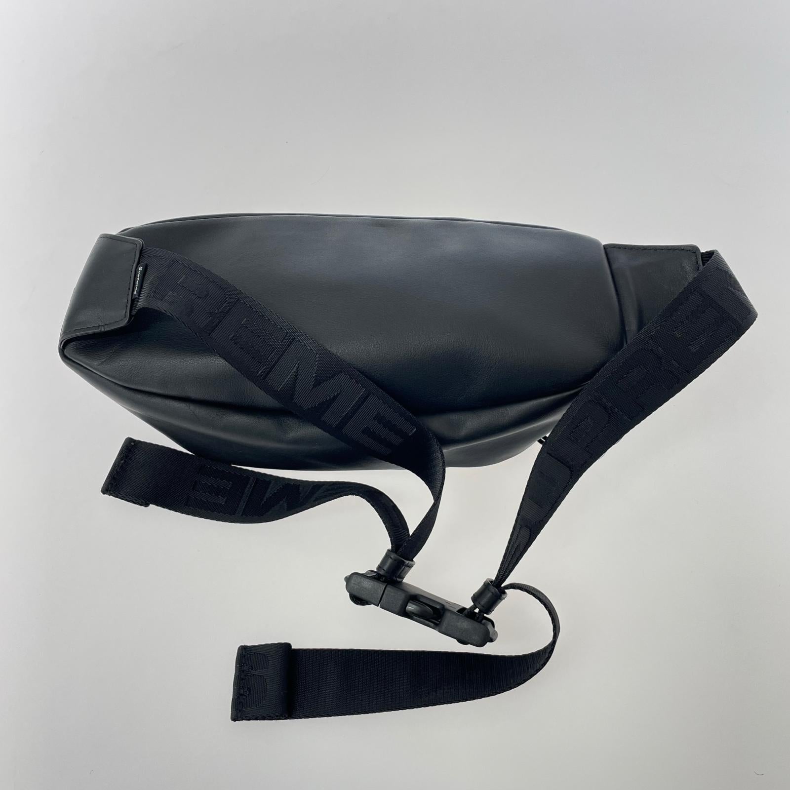 ショルダーバッグ Supreme 24AW LEATHER WAIST BAG 黒 ブラック