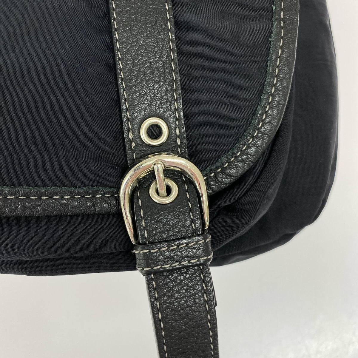 ショルダーバッグ (E)ナイロン 黒 2WAY ブラック