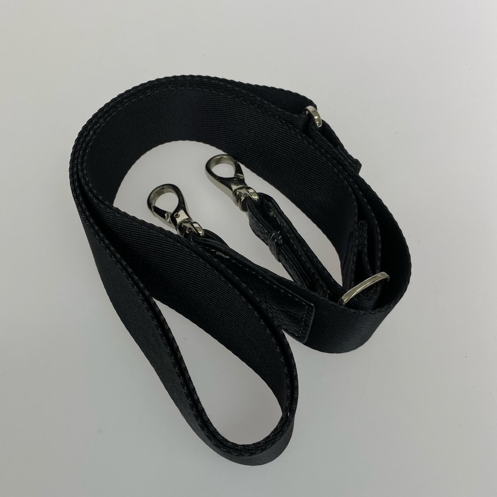 ショルダーバッグ (E)ナイロン 黒 2WAY ブラック