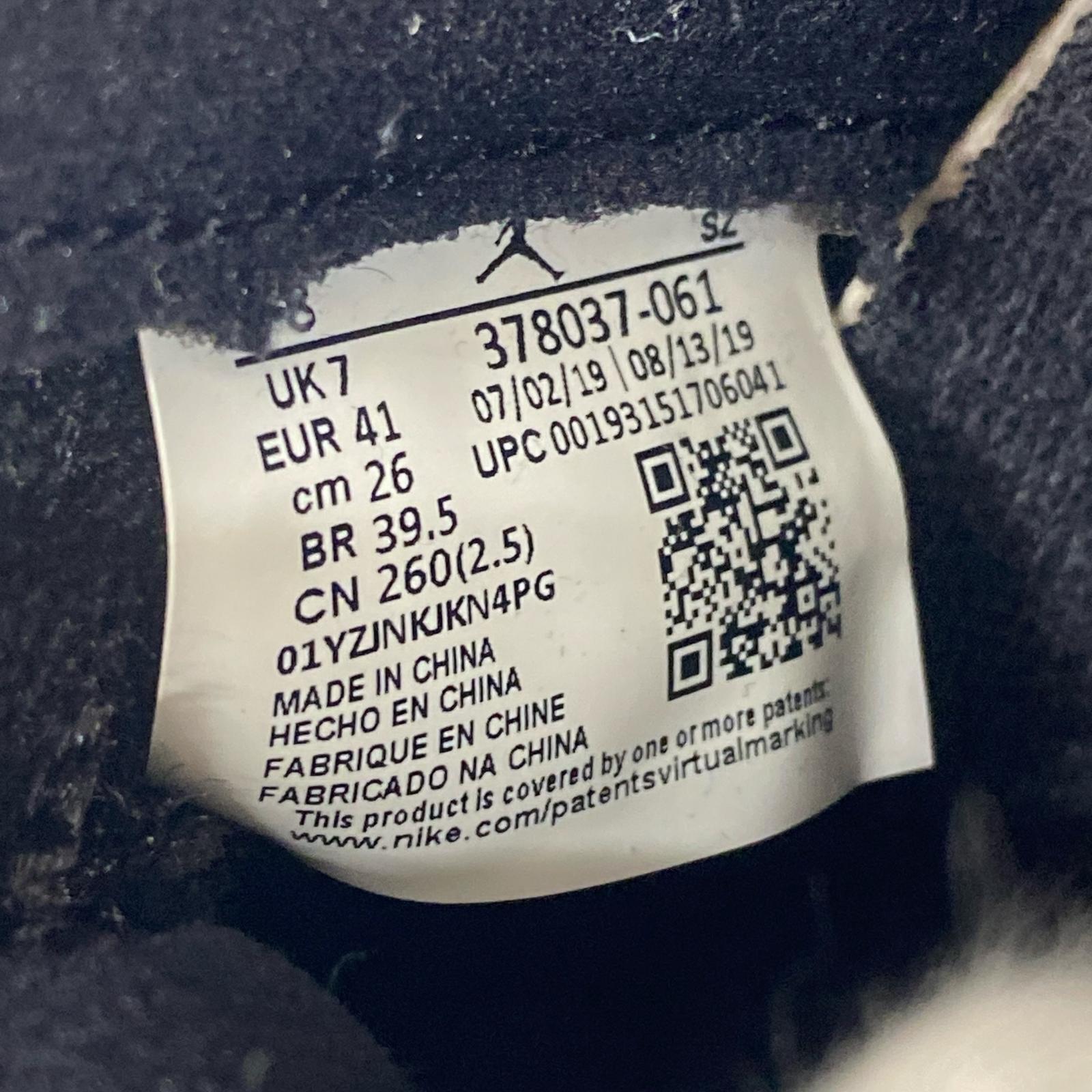 スニーカー Air Jordan 11 Retro Bred ブラック