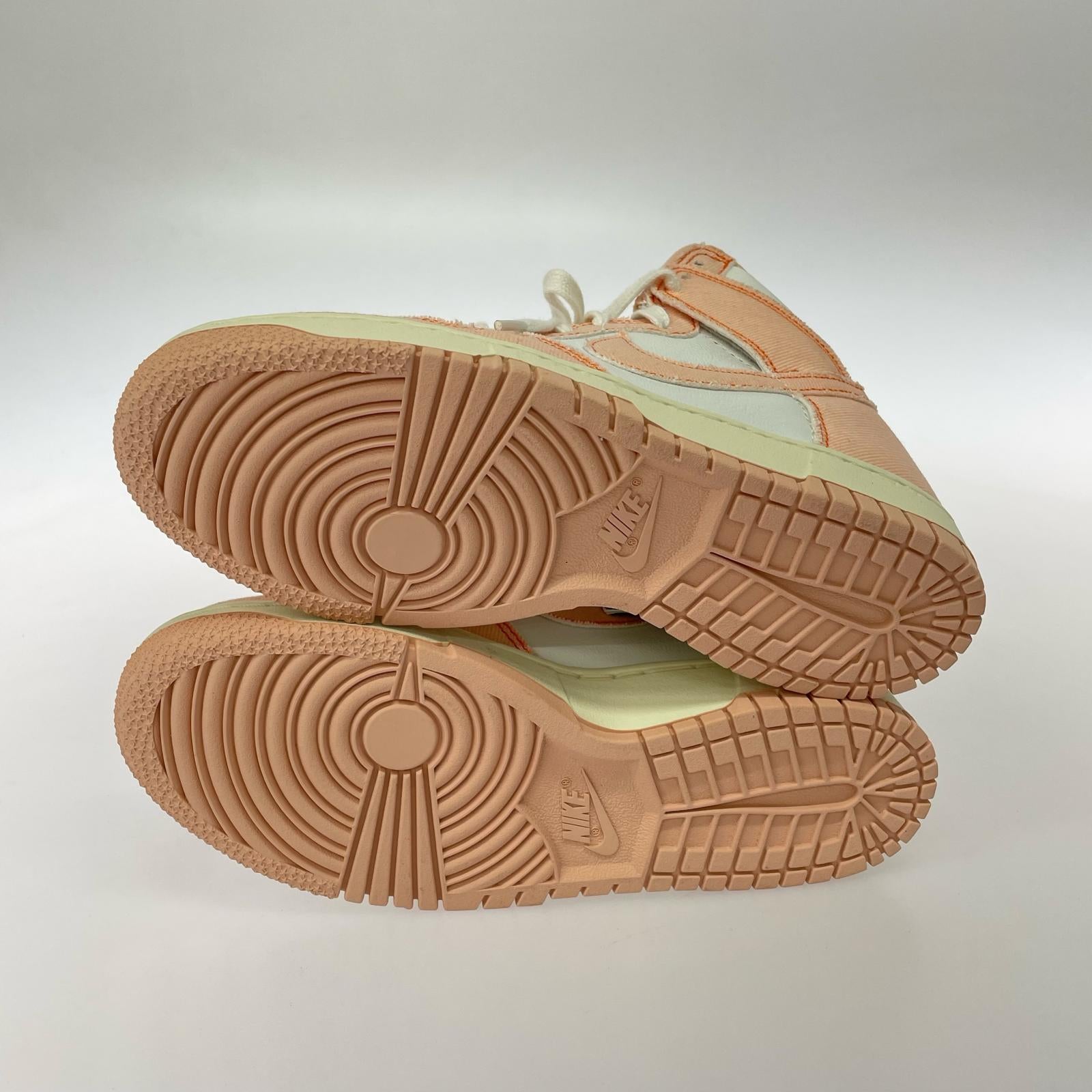 スニーカー WMNS DUNK HI 1985(23.5) 23.5cm (US5 1/2 UK5 EU37) ホワイト