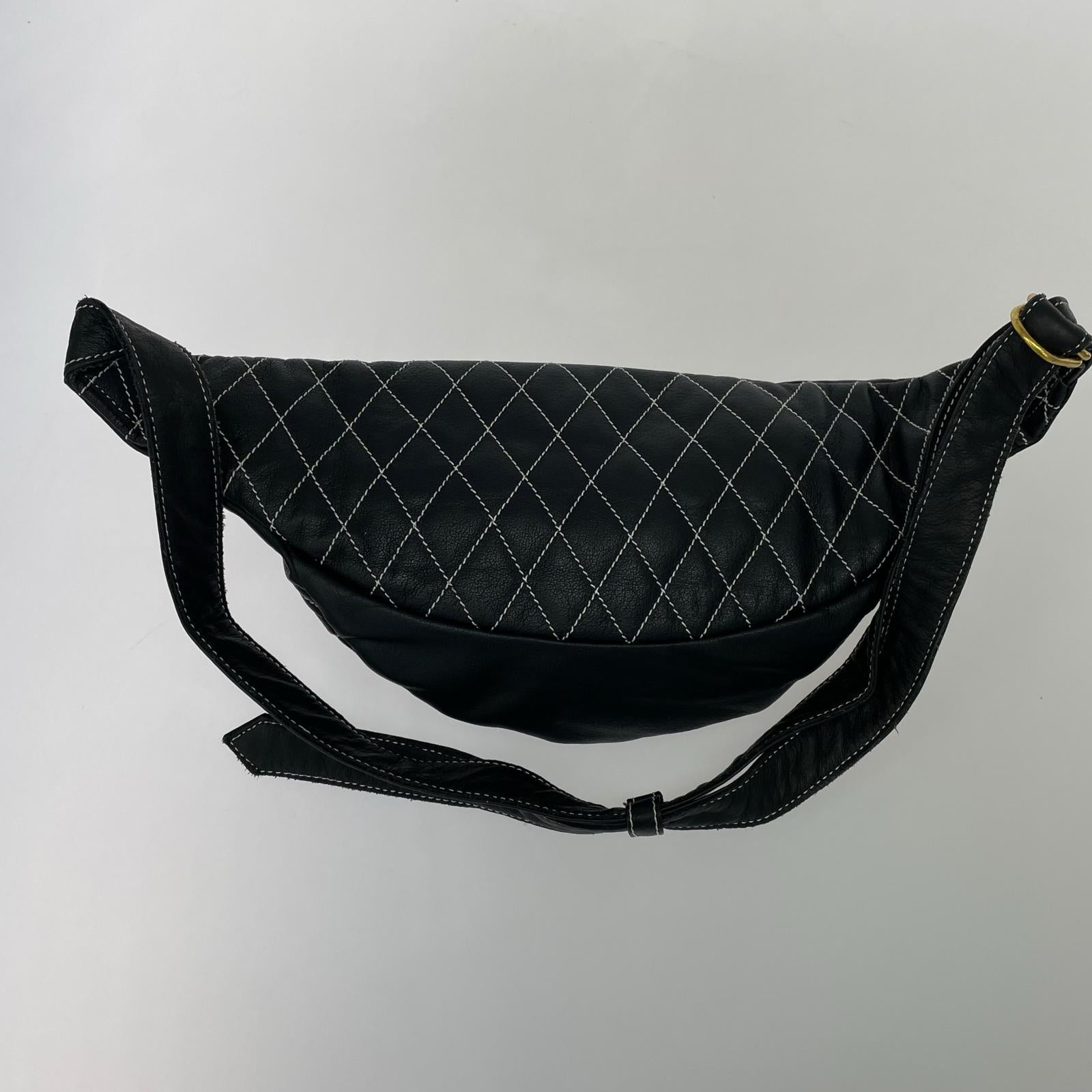ボディバッグ 63leathers キルティングレザーボディバッグ ブラック