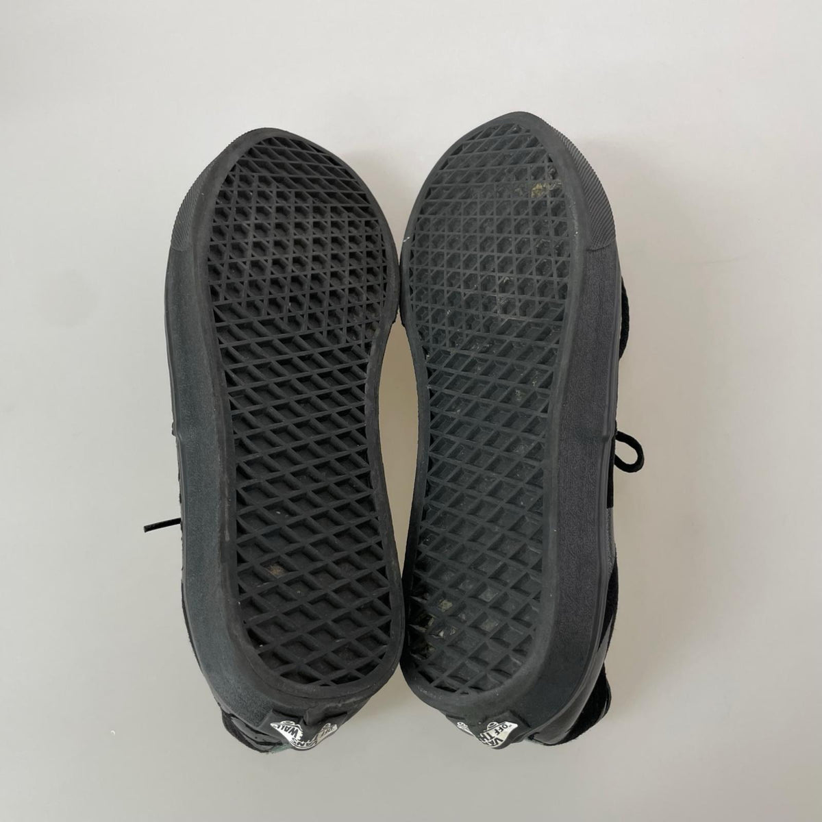 スニーカー 坩堝 AUTHENTIC 黒 28cm 28cm (US10 UK9 1/2 EU46) ブラック