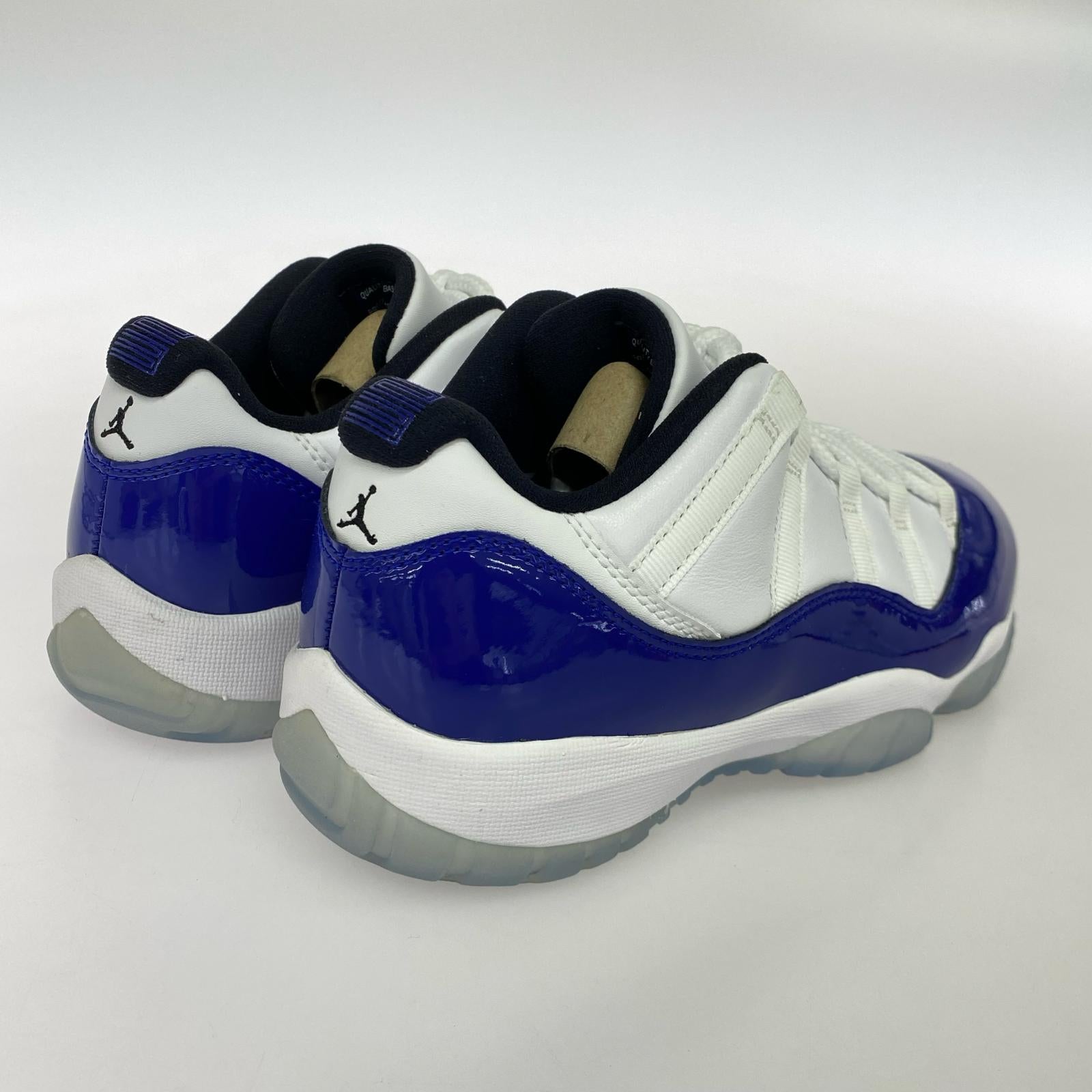 スニーカー WMNS AIR JORDAN 11 LOW Concord Sketch 26.5cm (US8 1/2 UK8 EU43)