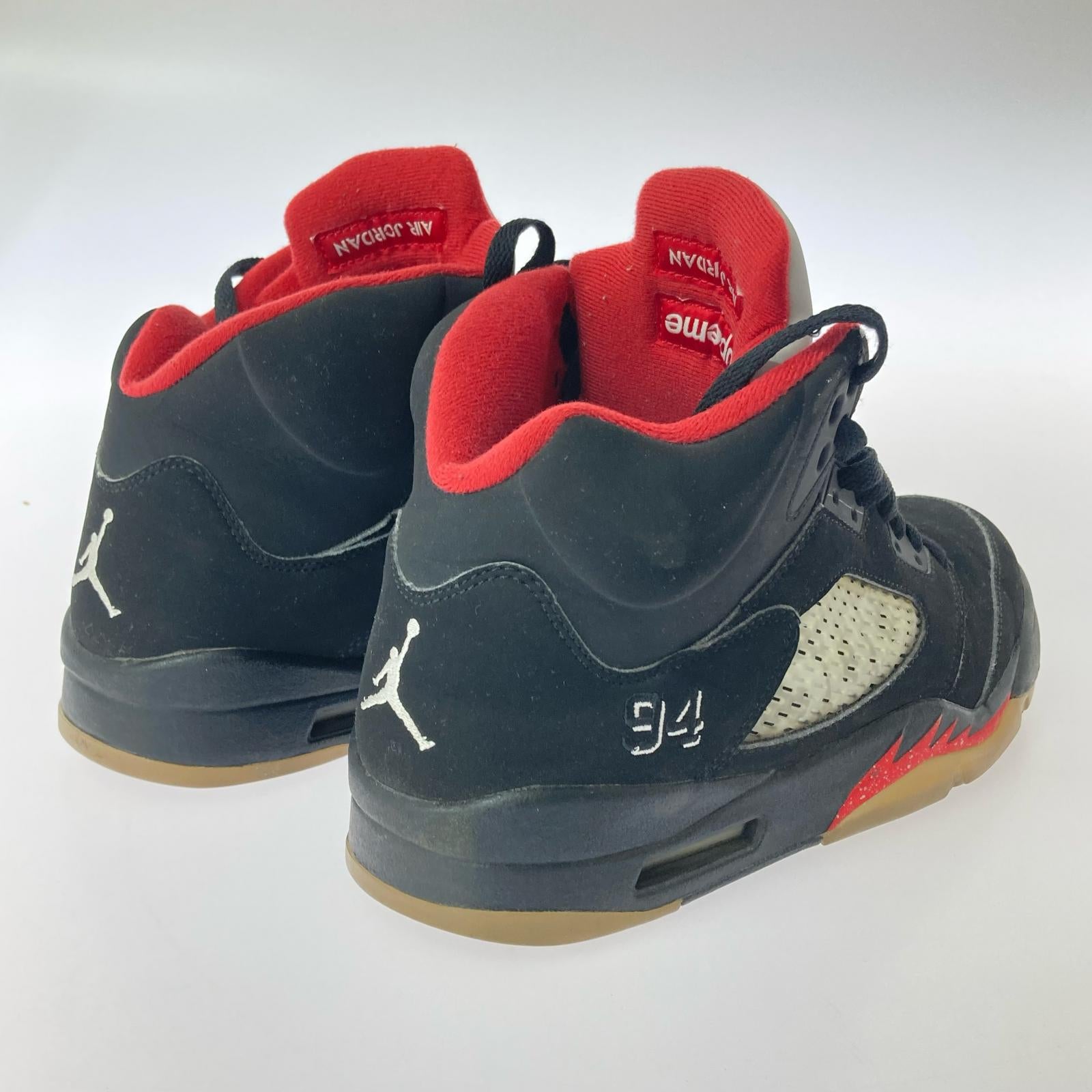 スニーカー NIKE×supreme Air jordan 5 retro 824371-001 黒 (28) 28cm (US10 UK9 1/2 EU46) ブラック