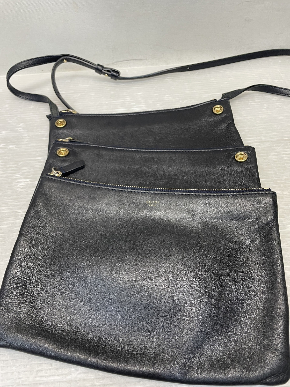 CELINE トリオラージ ショルダーバッグ S-MM-1112