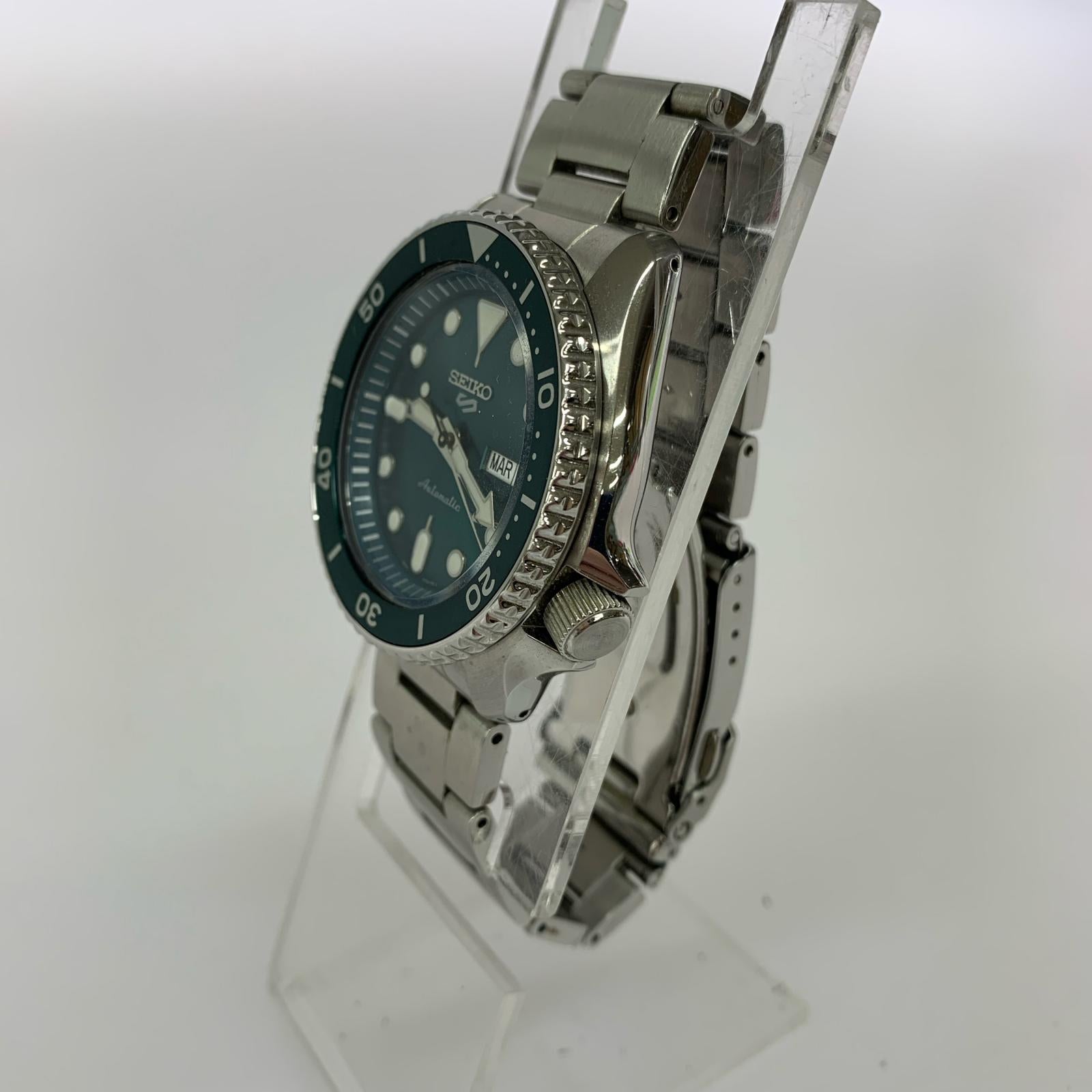 腕時計 SEIKO 5 SPORTS 4R36-07G0 グリーン 自動巻