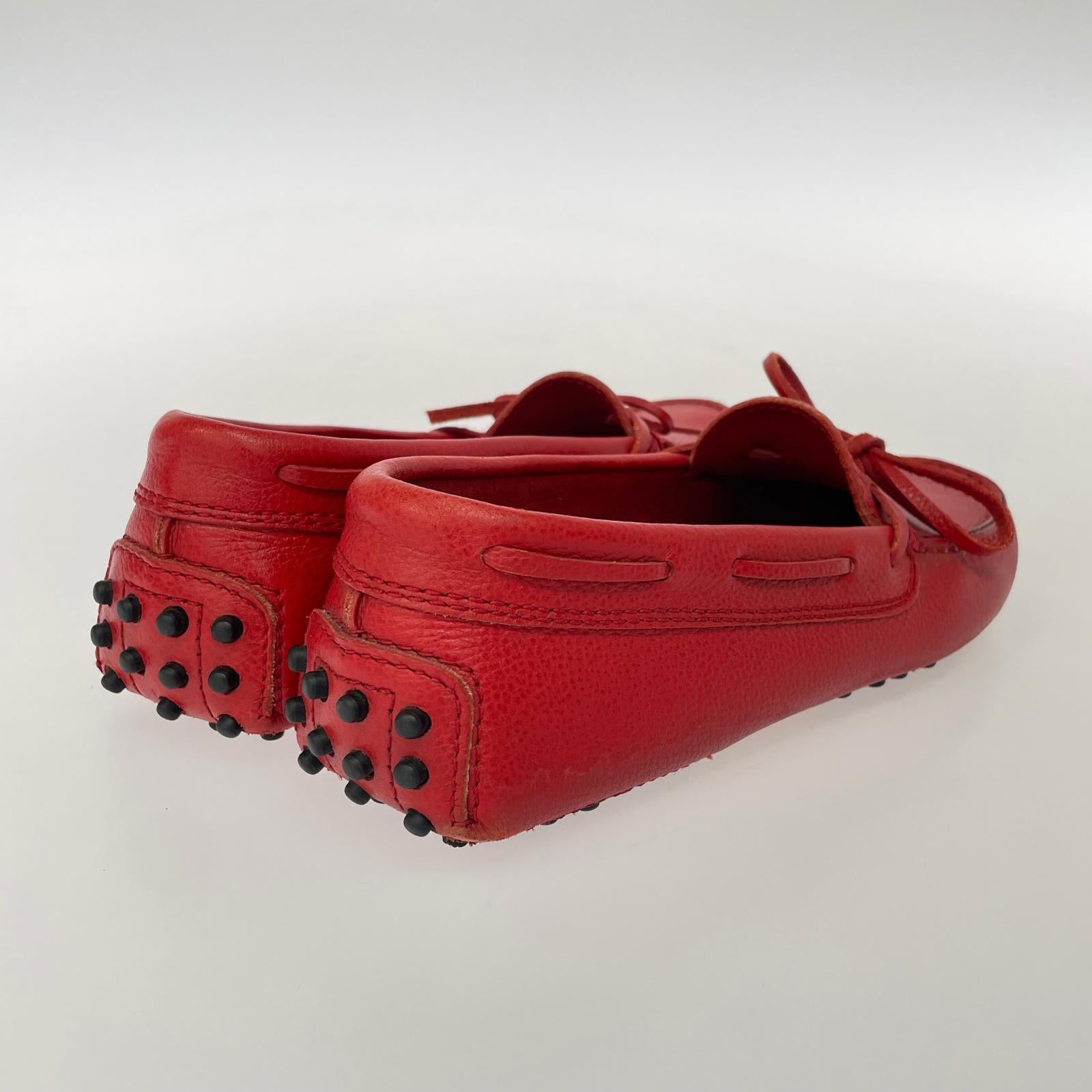 シューズ TODS FERRARI ドライビングシューズ 36 レッド