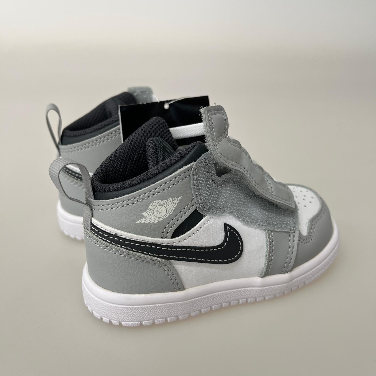 その他靴 AJ1 MID AR6352-078 (12.0cm) グレー