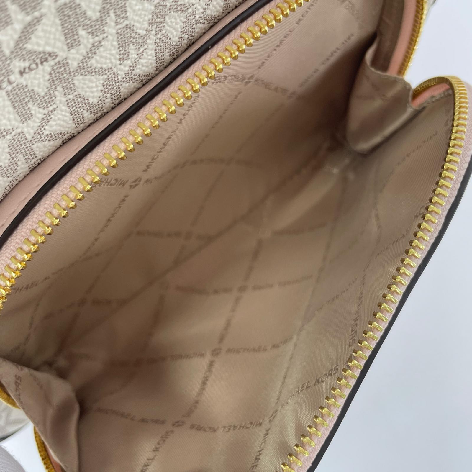 リュック・デイパック MICHAEL KORS リュックサック・バックパック