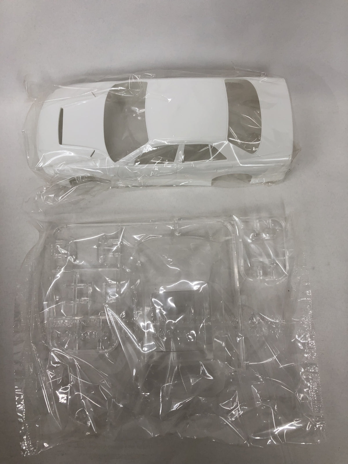 1/24 URAS ER34 スカイライン 25GT-t `01 ニッサン カープラモ・ミニ四駆