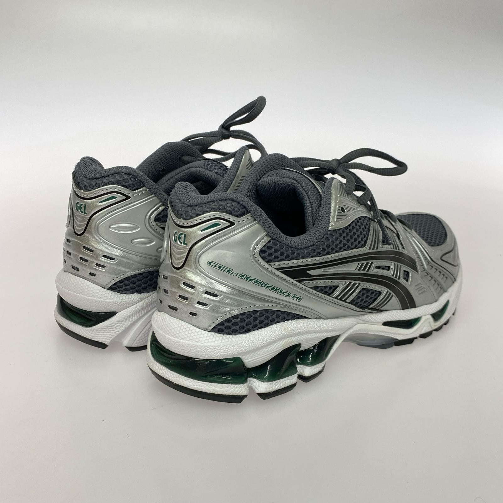スニーカー 1203A537-020 グレー (26.5)