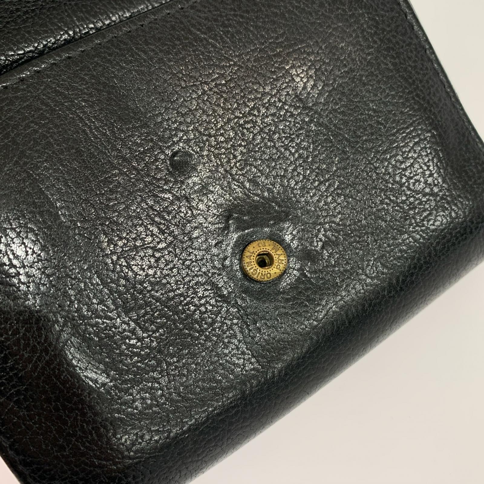コンパクトウォレット 二つ折り財布 黒 ブラック