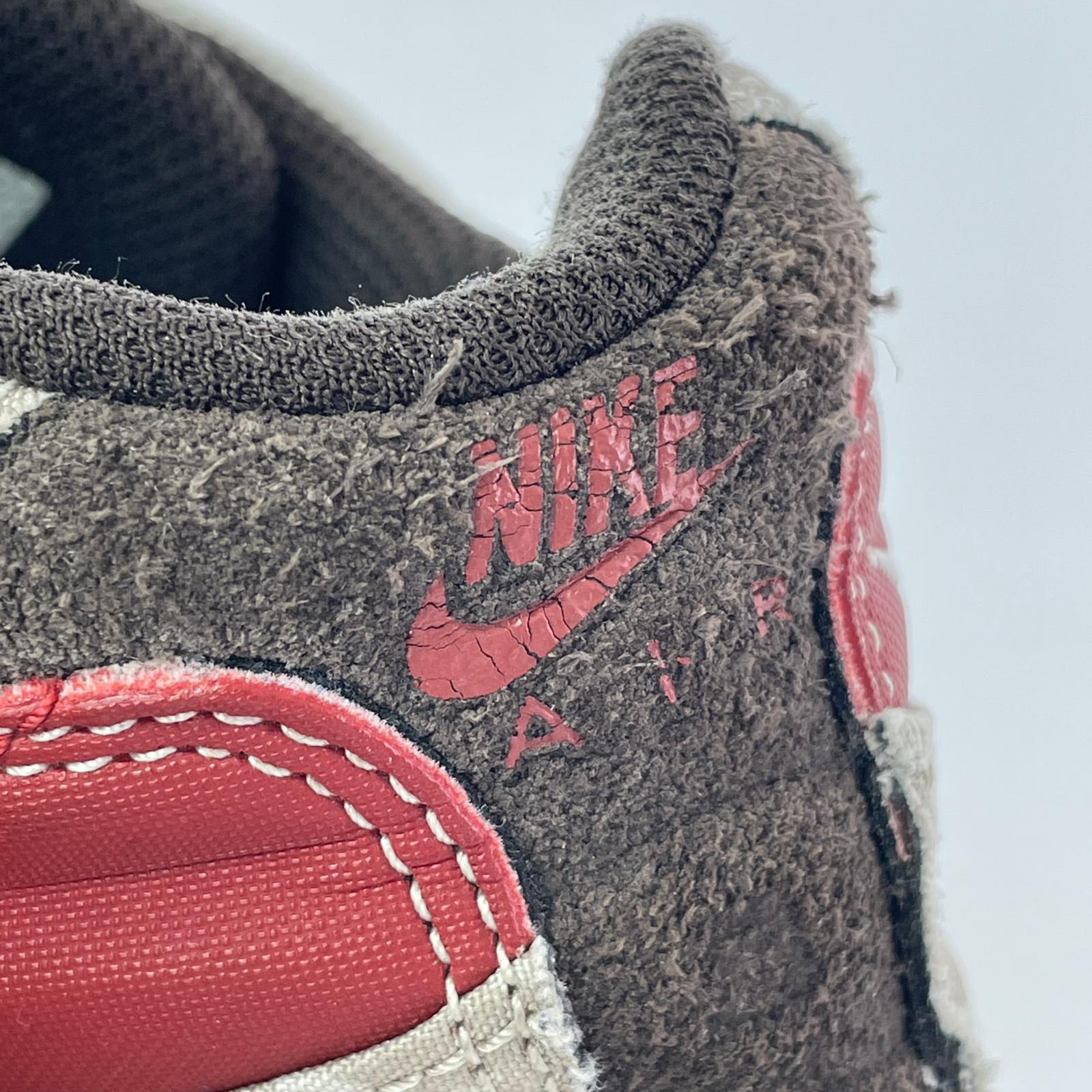 スニーカー AIR MAX 95 SE Social FC DQ9016-001 27cm 27cm (US9 UK8 1/2 EU44)