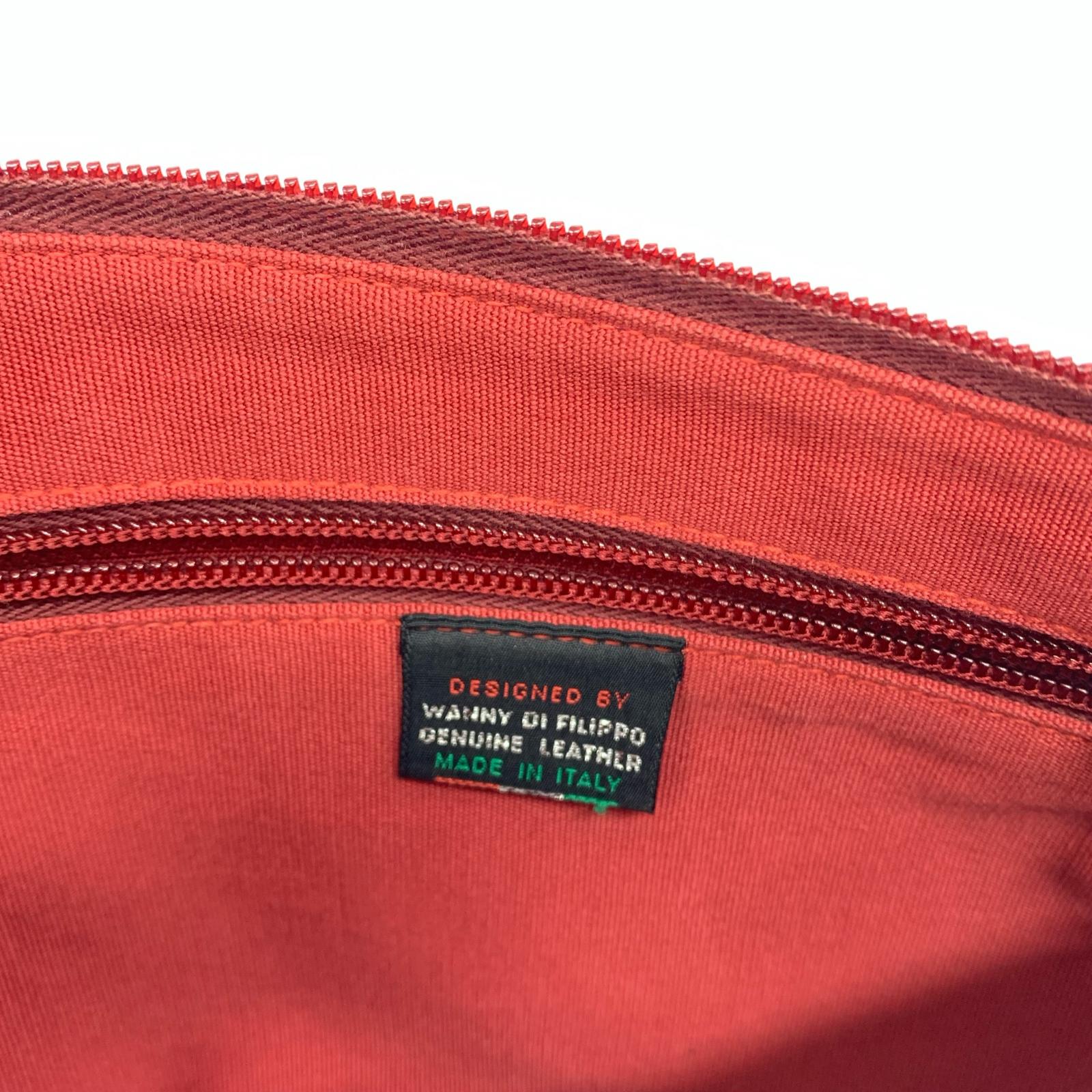 ショルダーバッグ 三日月型レザーバッグ RED レッド