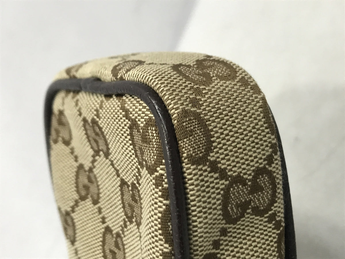 GUCCI GGキャンバス シガレットケース