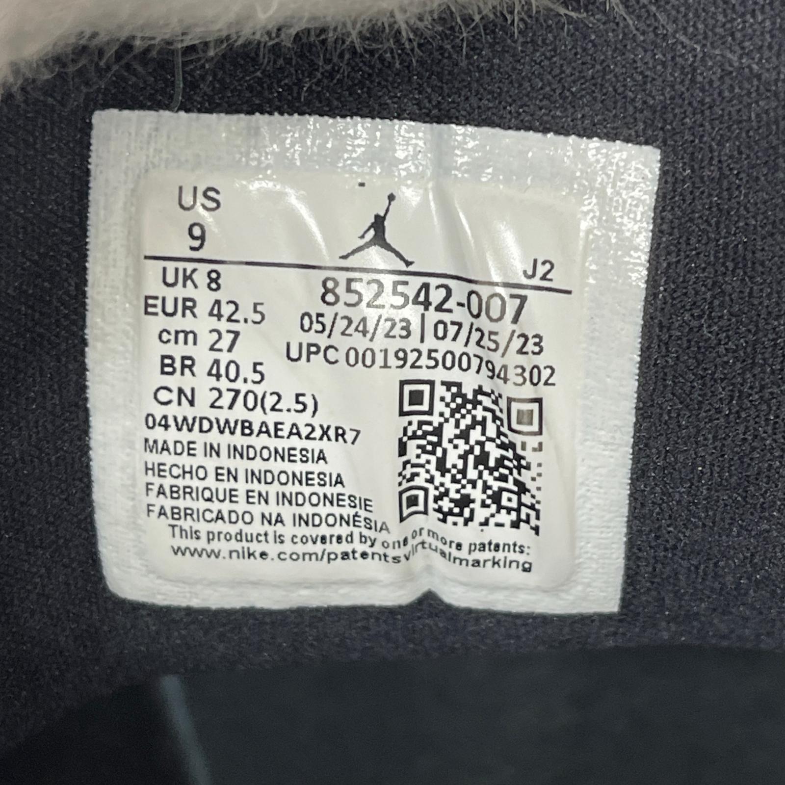 スニーカー Air Jordan 1 Mid SE(27.0)