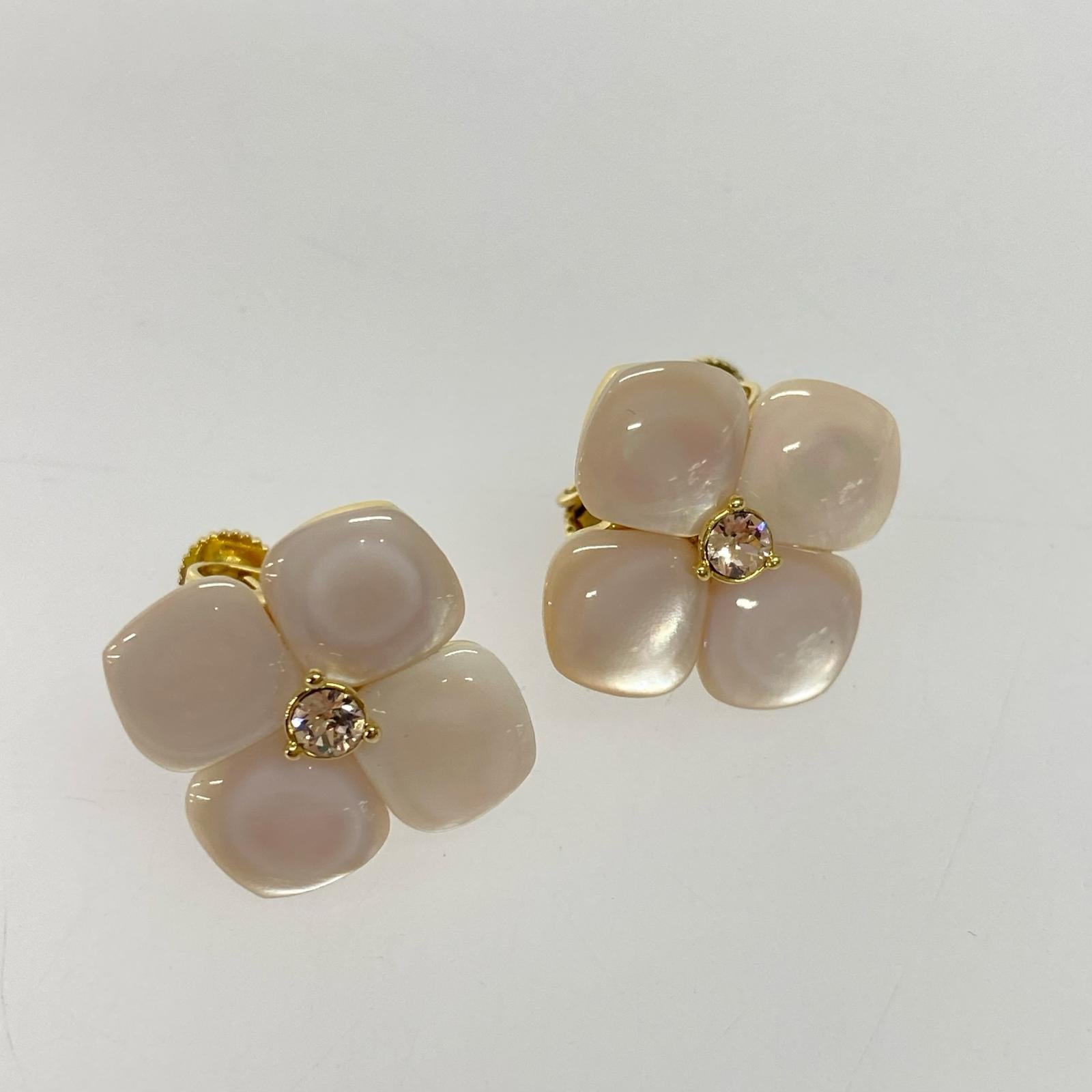 その他アクセサリー VENDOME BOUTIQUE シェルフラワーイヤリング ピンク