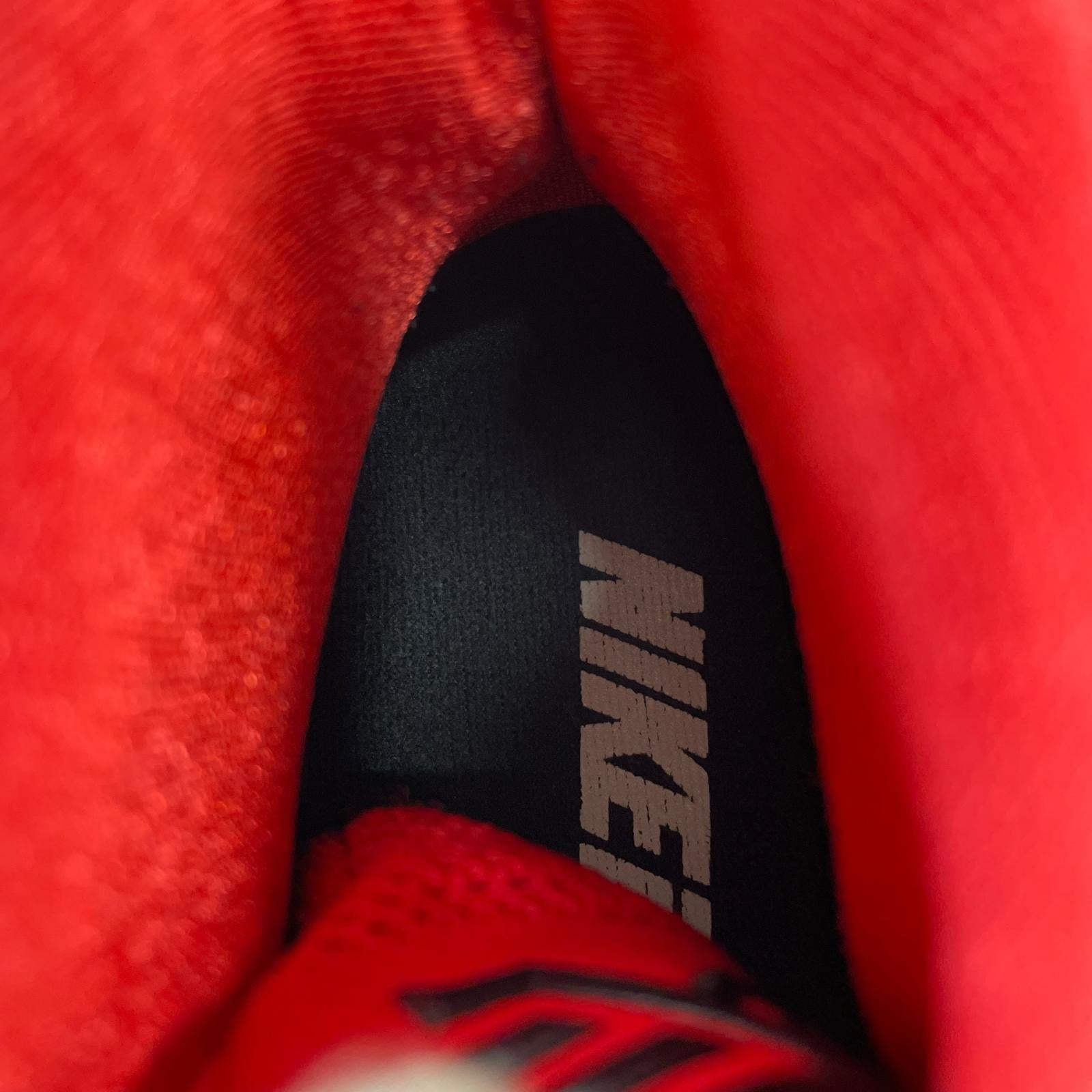 スニーカー KYRIE 2 NIKEiD カスタム 25.5